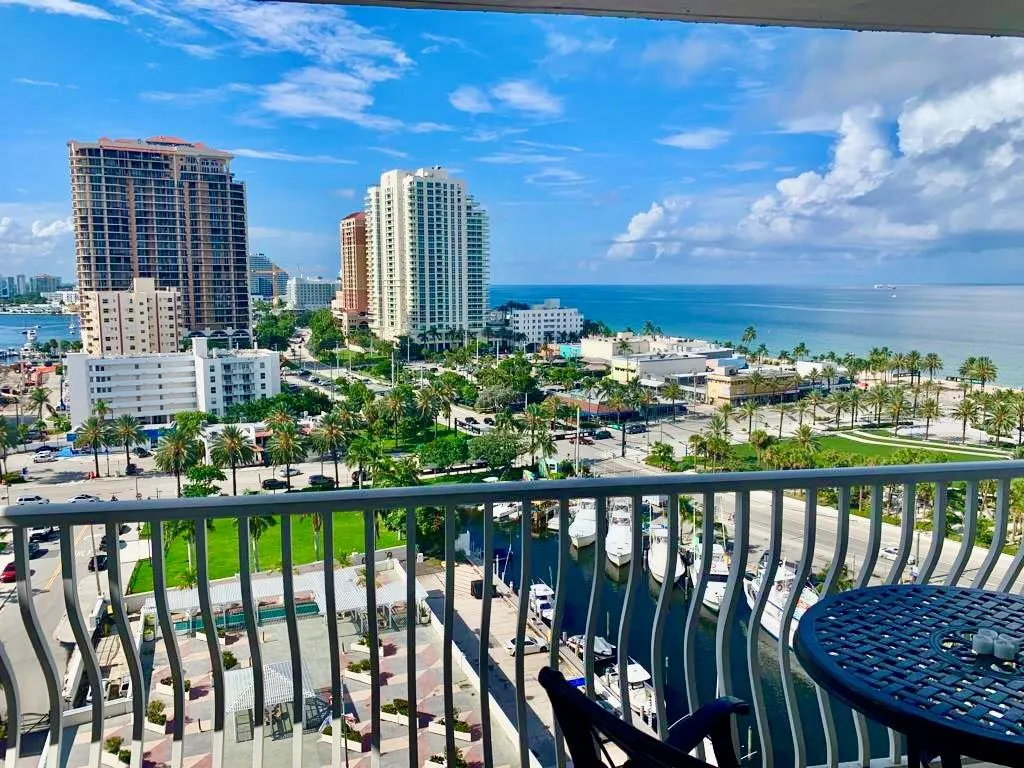 1 Las Olas Circle, #1415