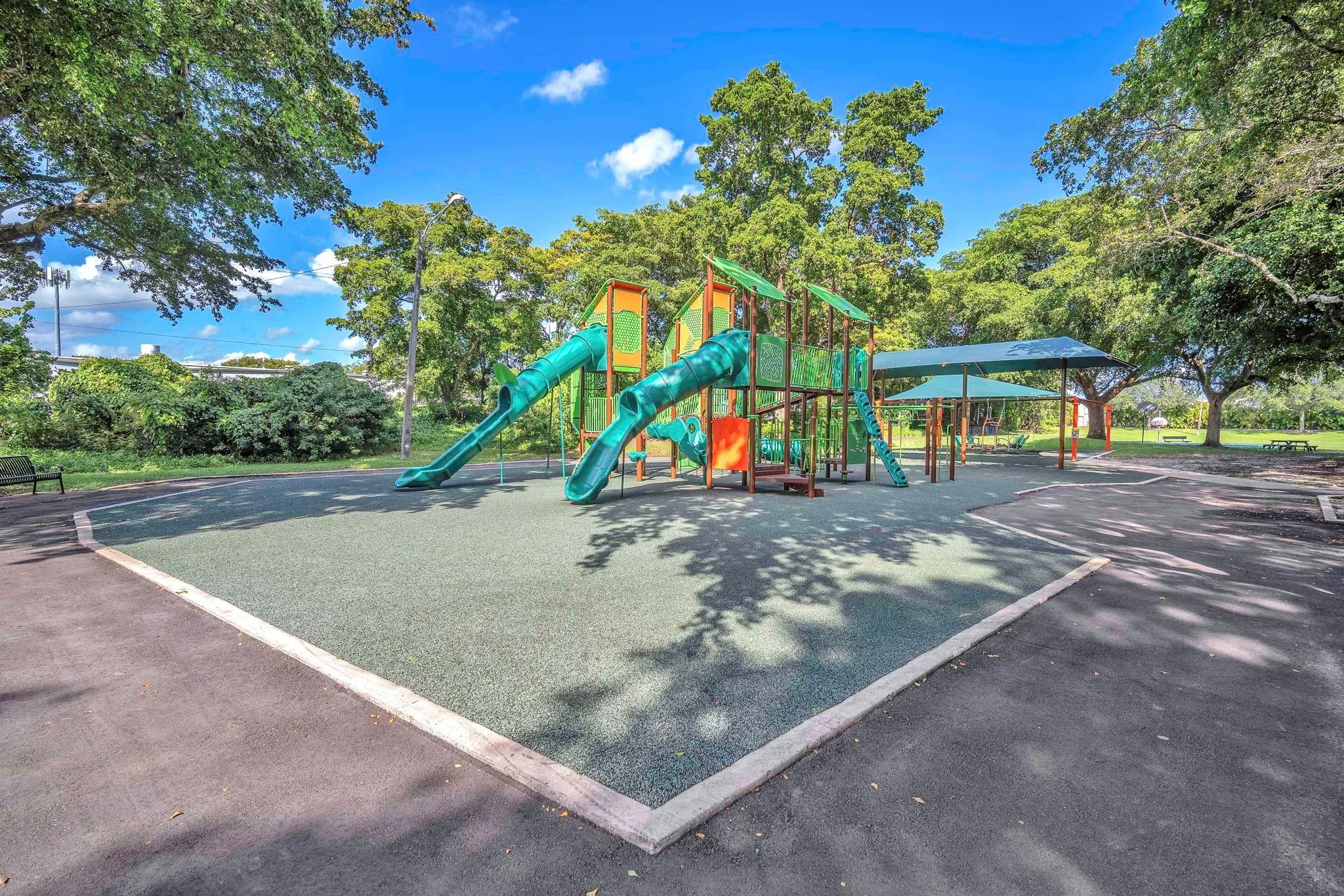 3896 Meadow Ln