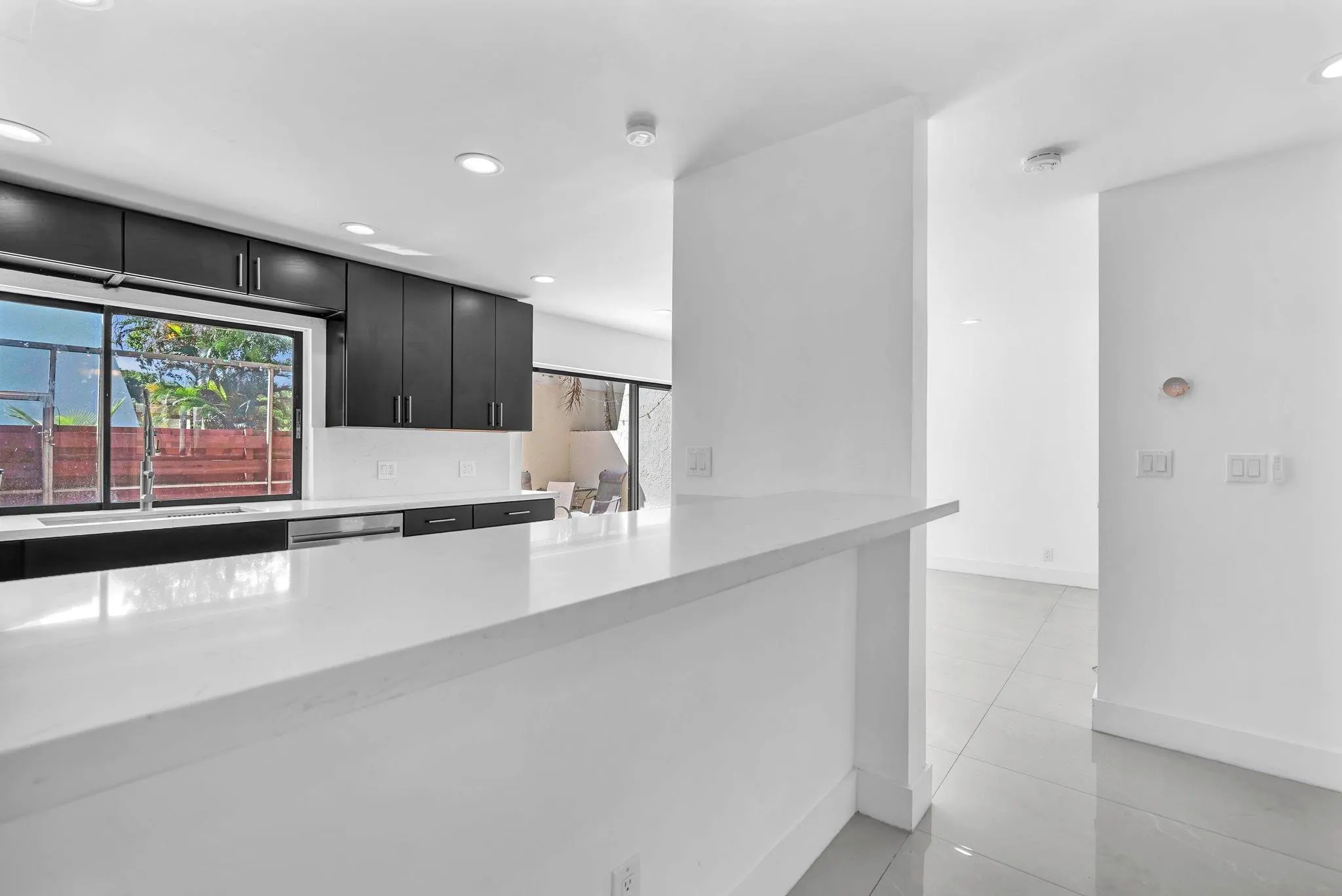 3896 Meadow Ln
