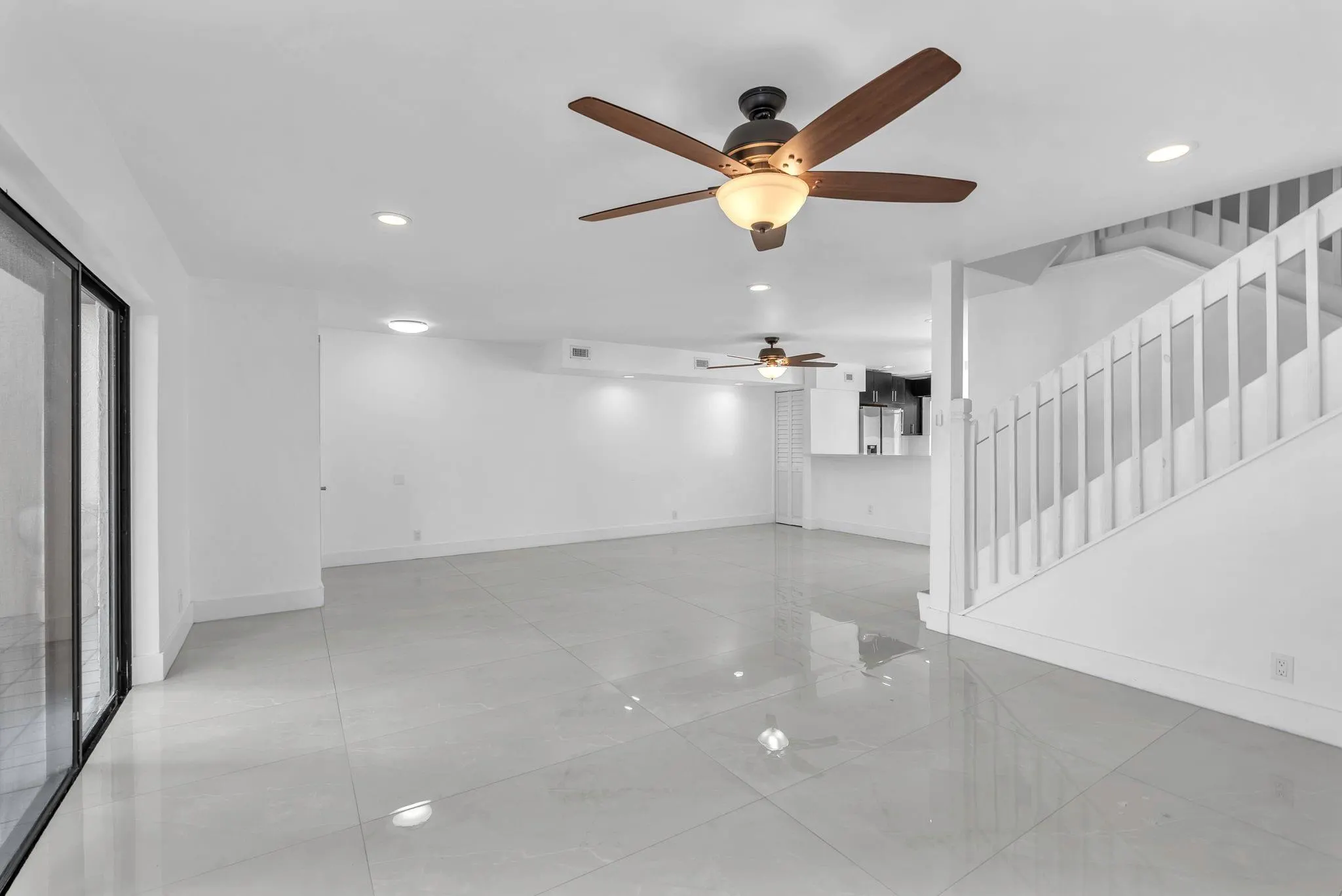 3896 Meadow Ln