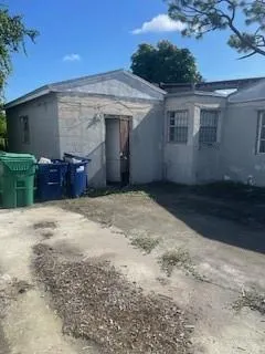 2477 NW 101st St