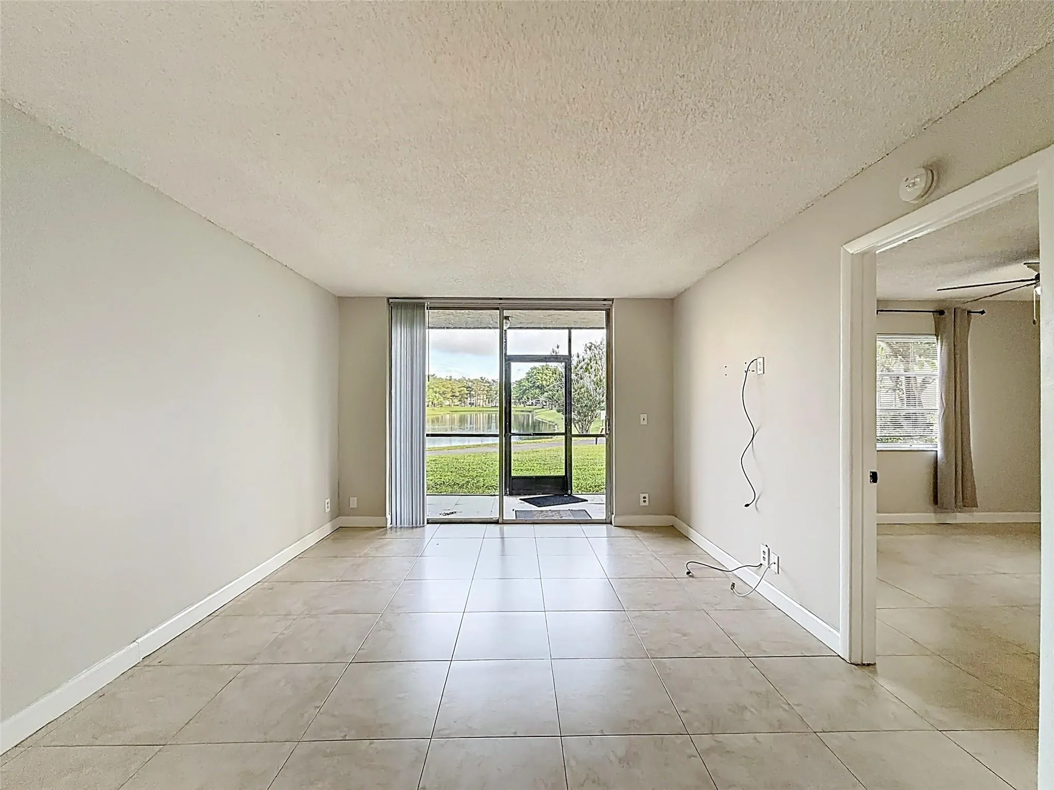 7750 NW 50th St, #106