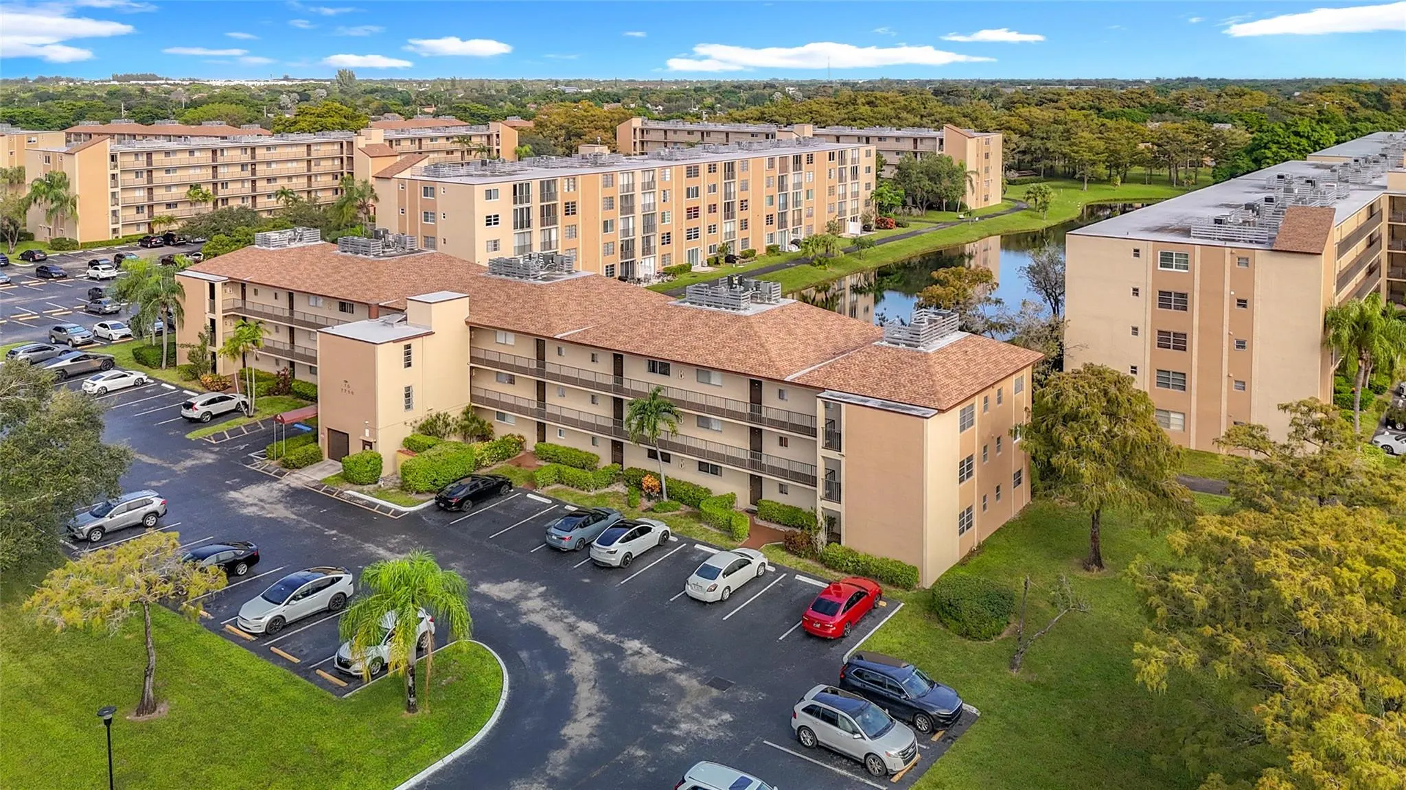 7750 NW 50th St, #106