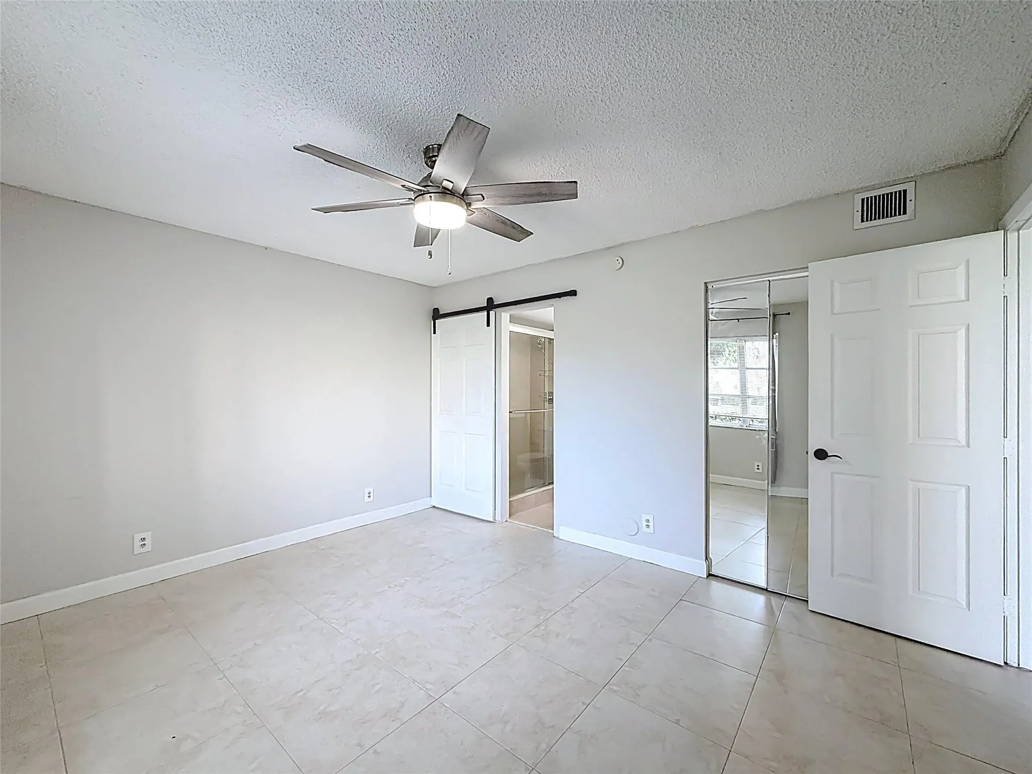 7750 NW 50th St, #106