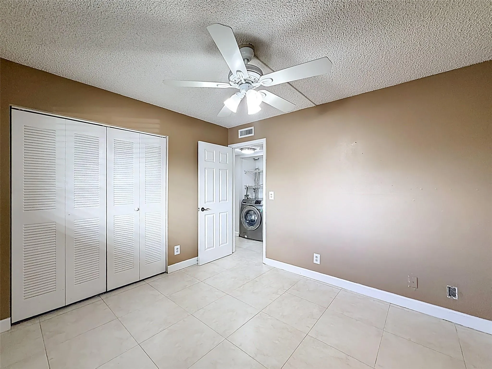 7750 NW 50th St, #106