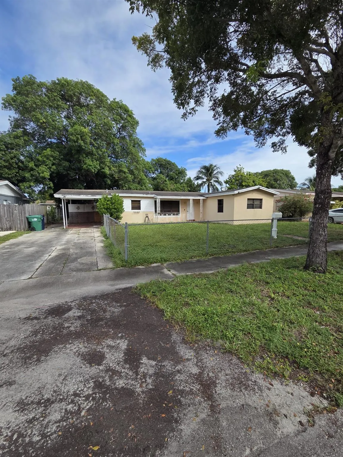 1345 NW 181st St