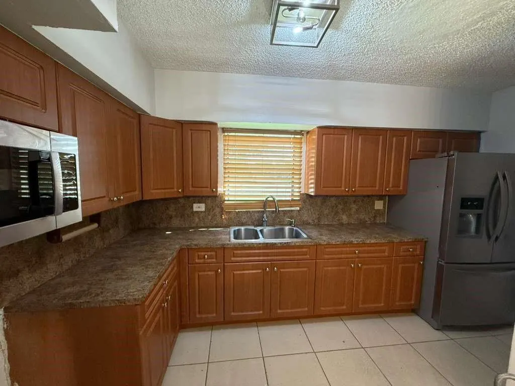 1345 NW 181st St