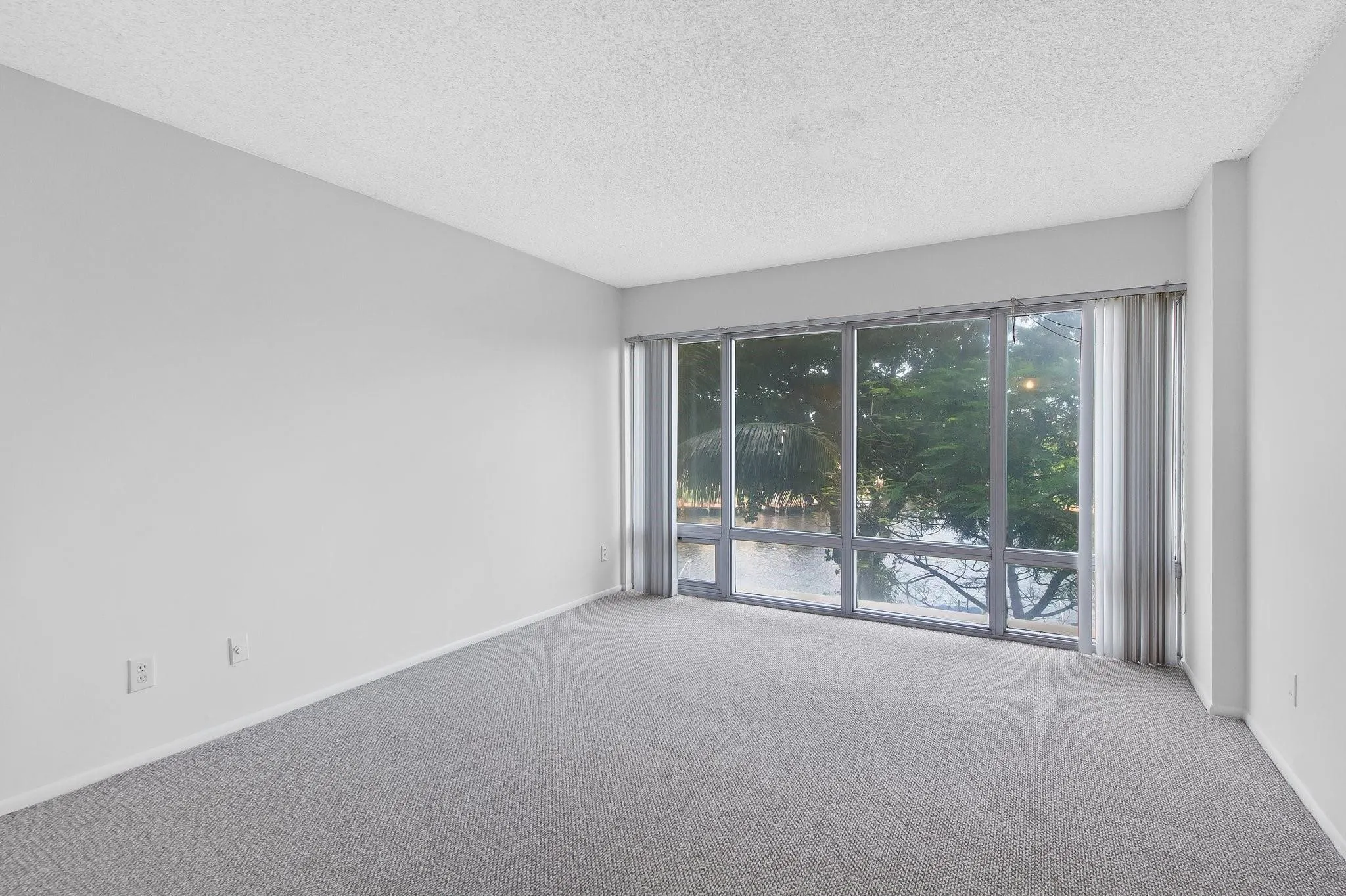 801 S Federal, #320