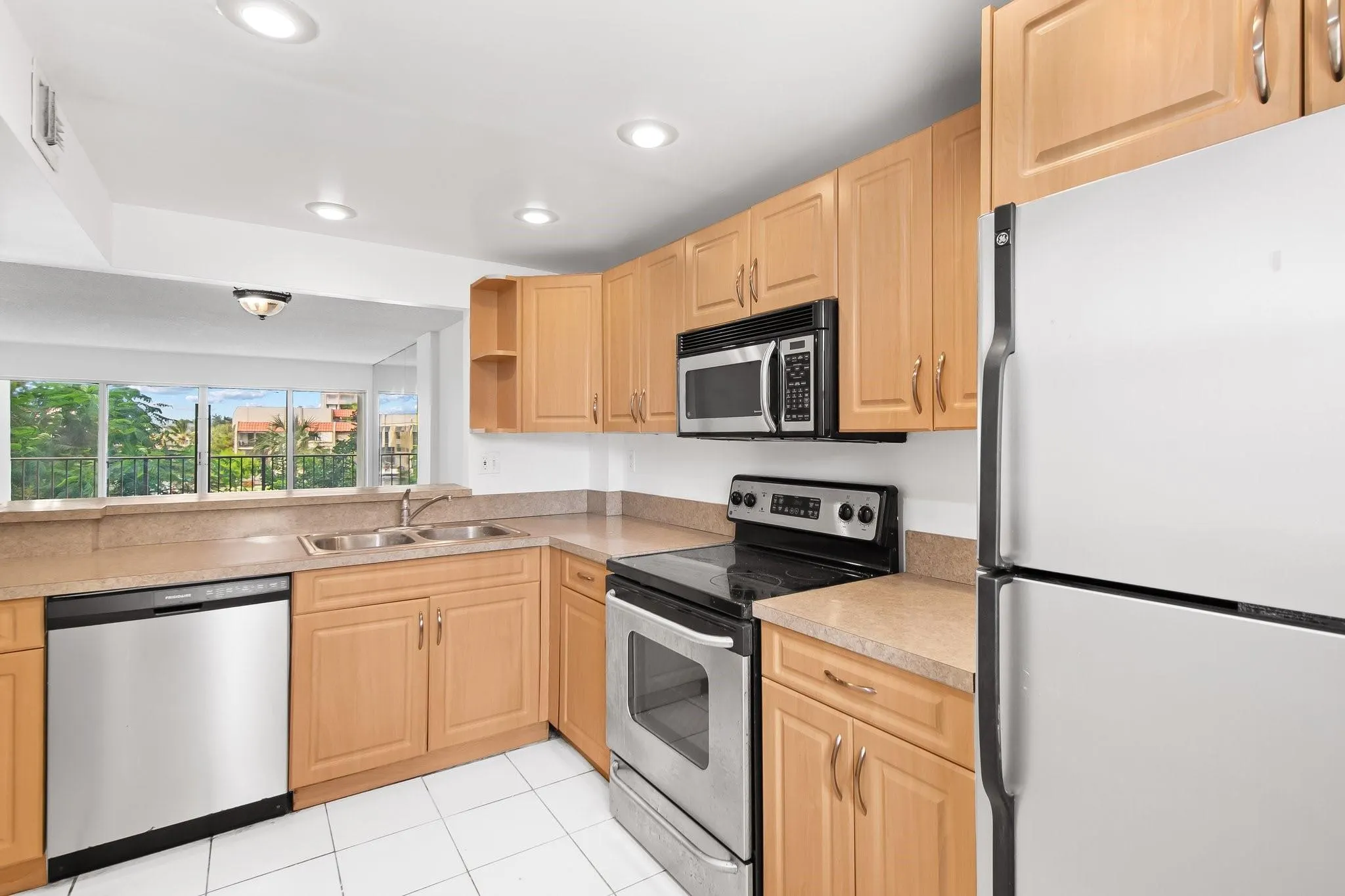 801 S Federal, #320