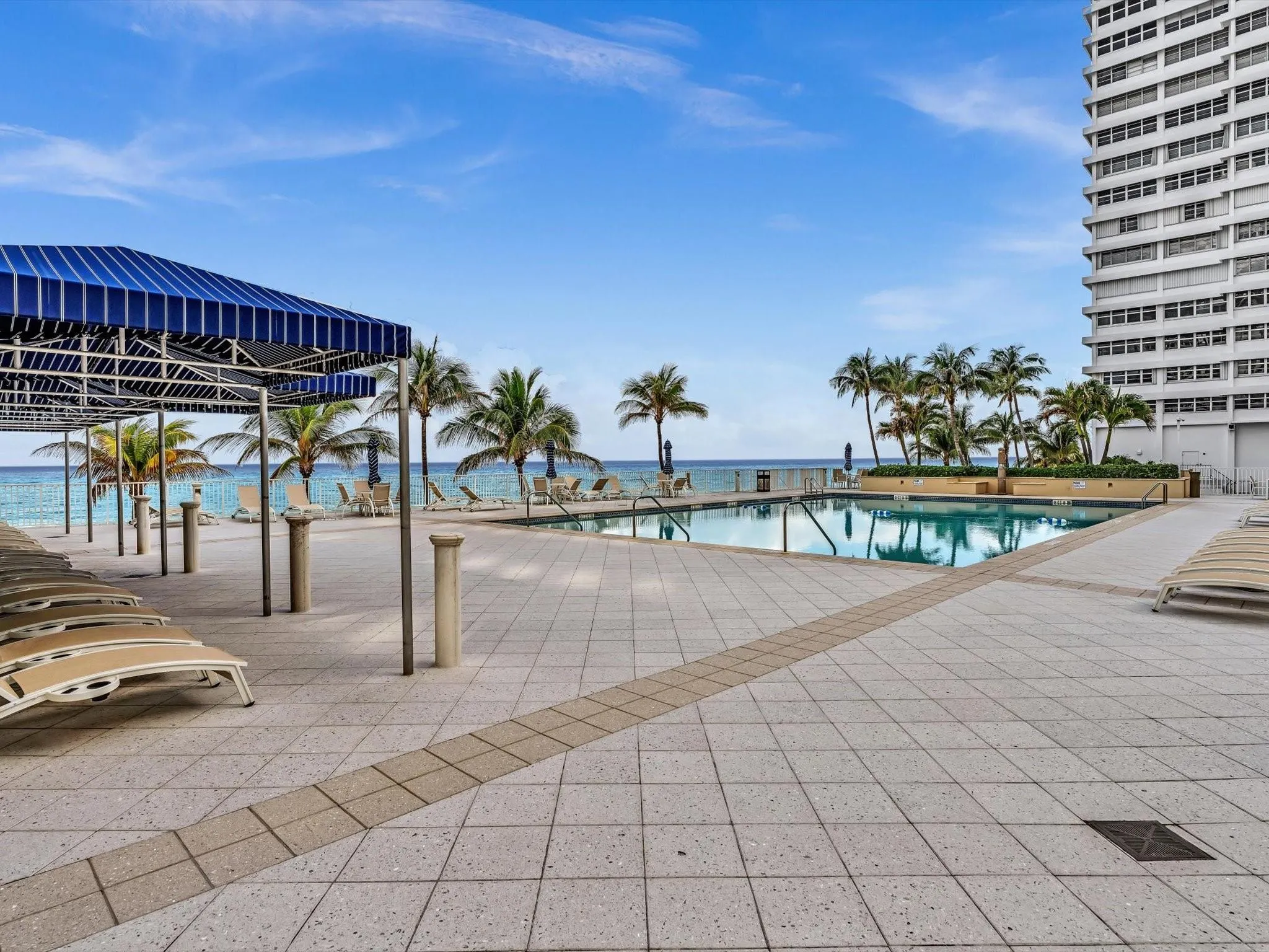 4300 N Ocean Blvd, #19L