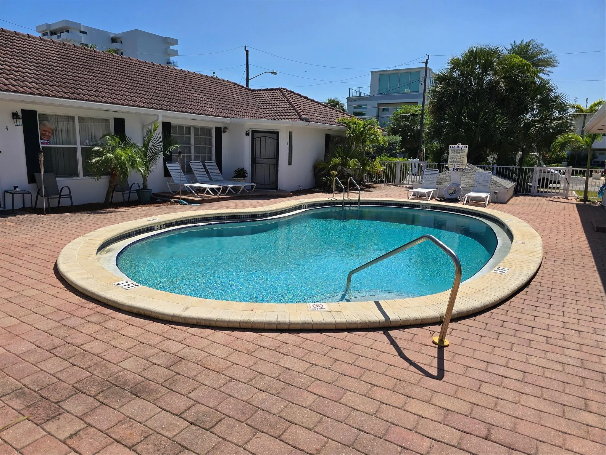 1750 N Riverside Dr, #5