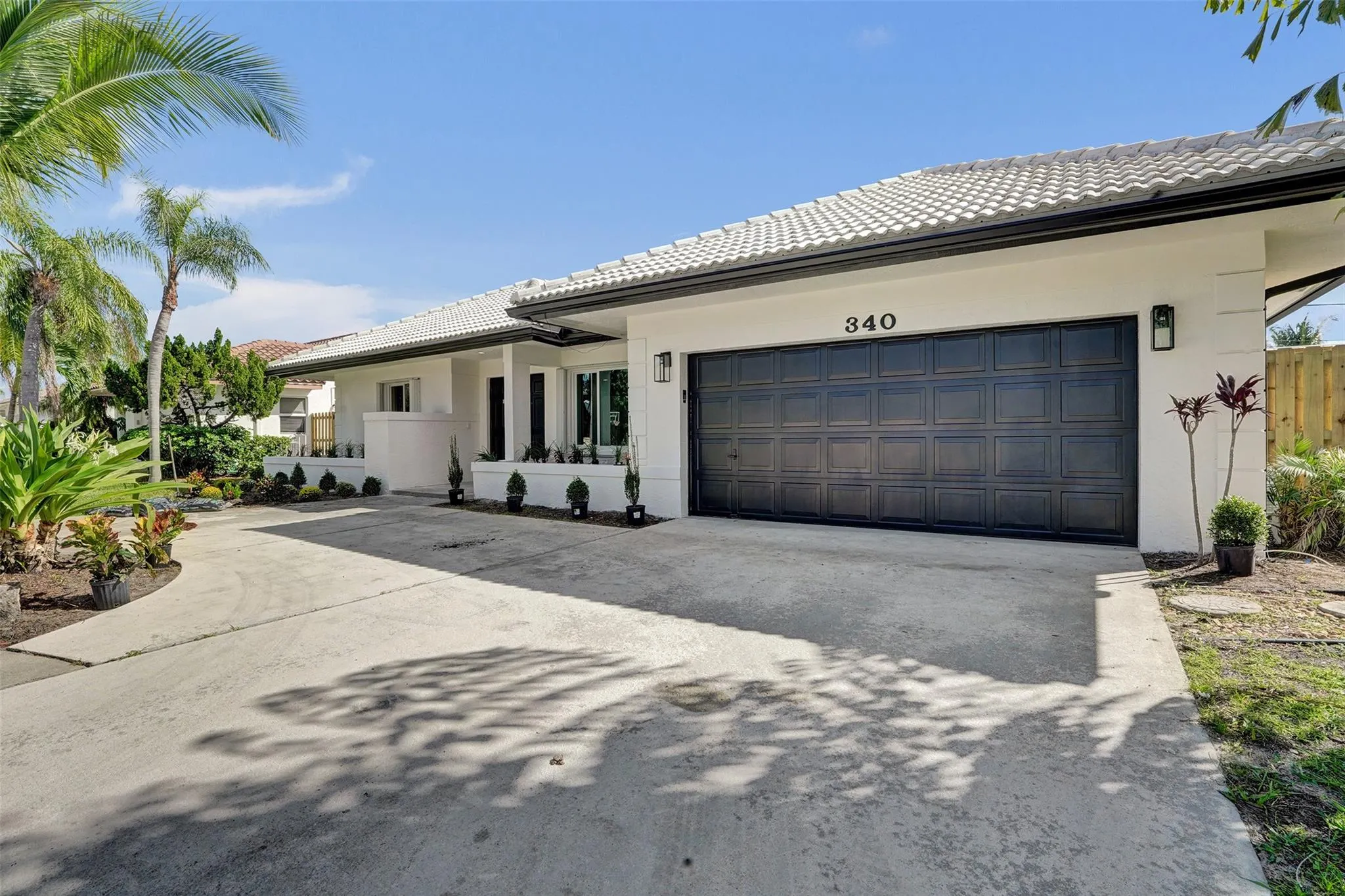 340 Oregon Ln