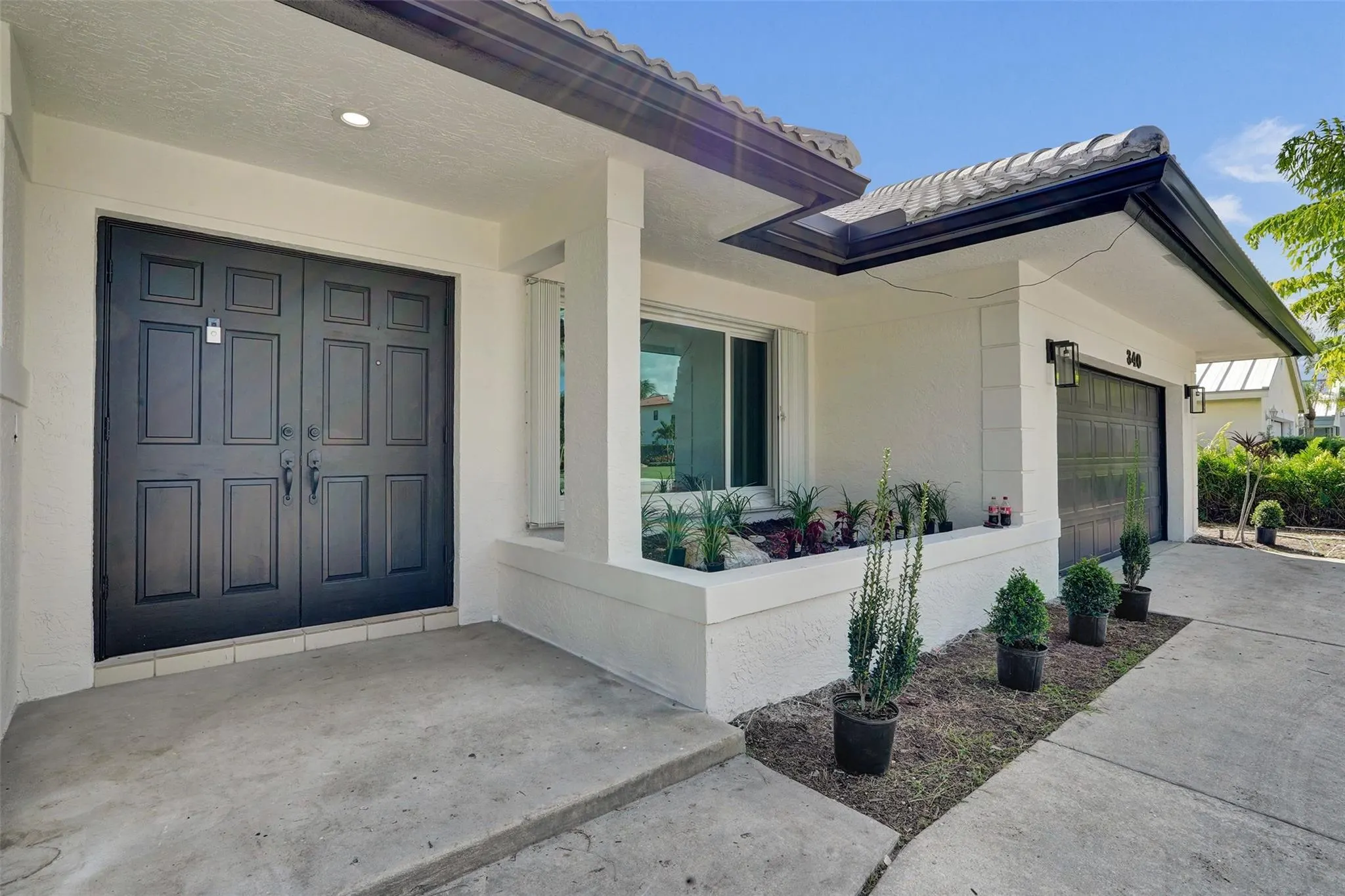 340 Oregon Ln
