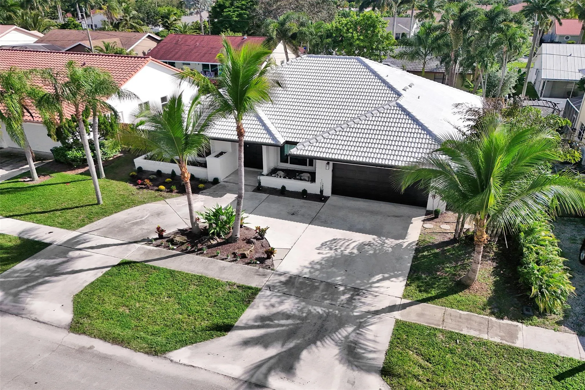340 Oregon Ln