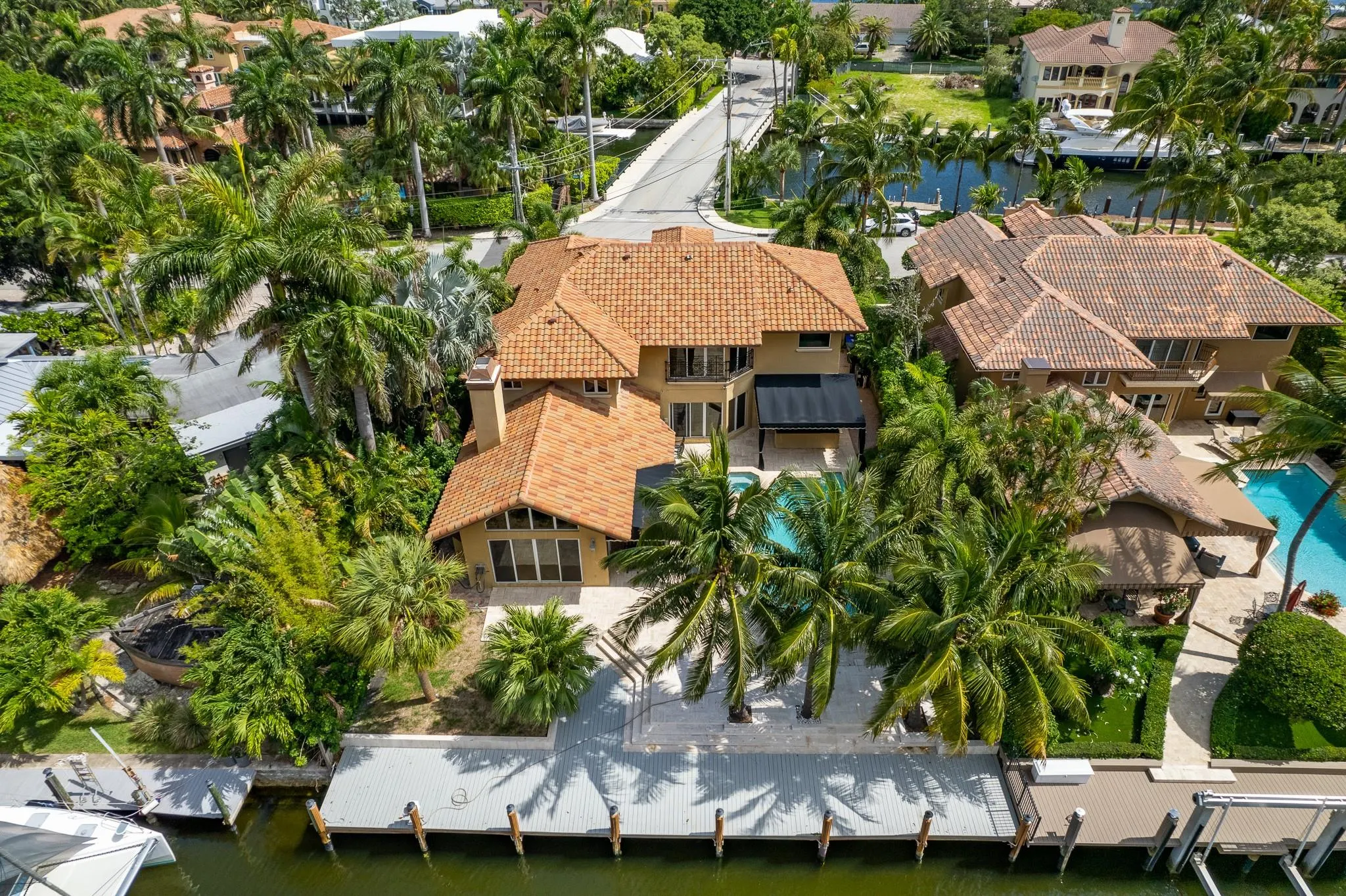2626 Barcelona Dr