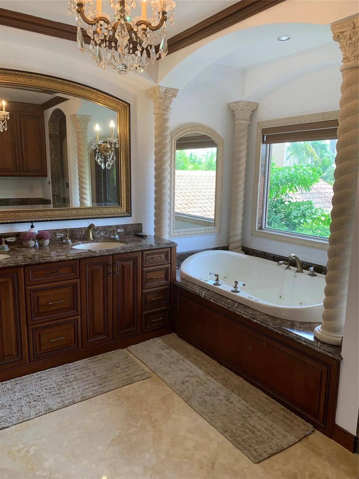 2626 Barcelona Dr