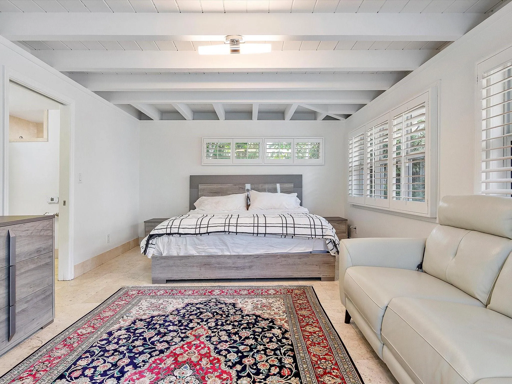 411 Poinciana
