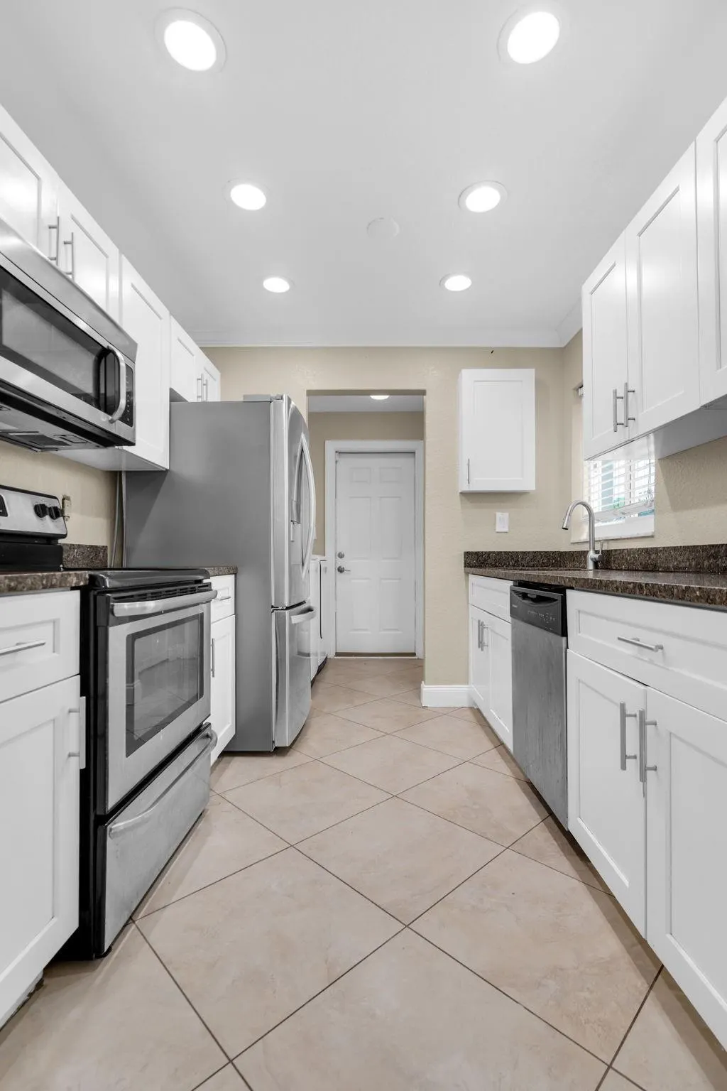 3981 NW 81st Terrace