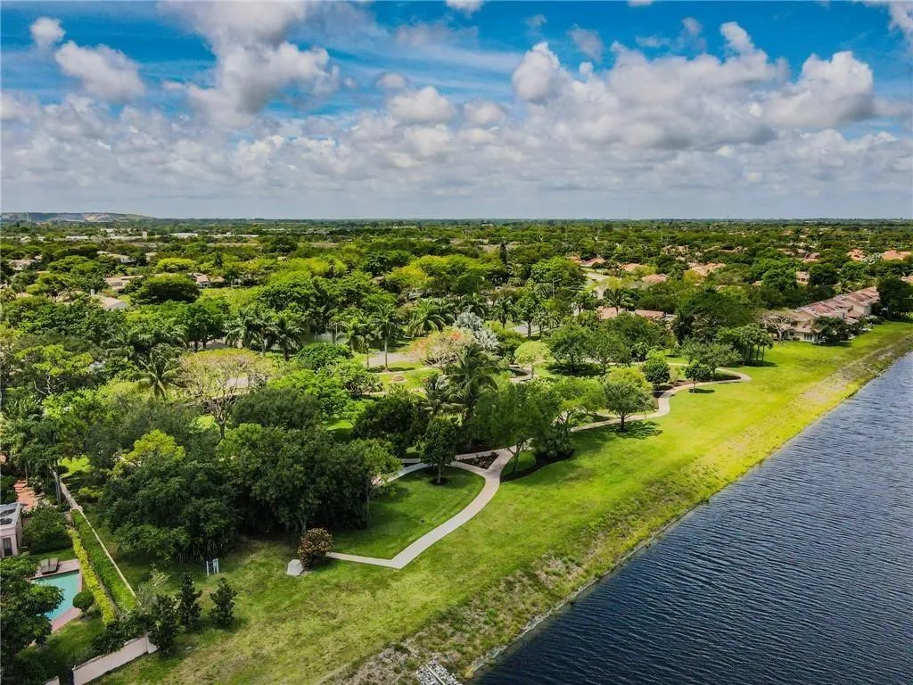 2430 Deer Creek Country Club Blvd, #406