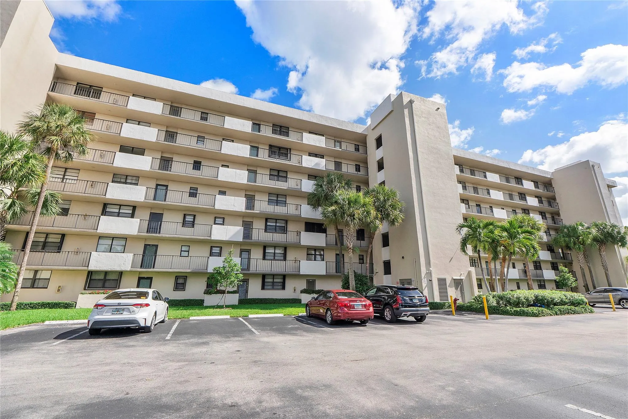 2430 Deer Creek Country Club Blvd, #406