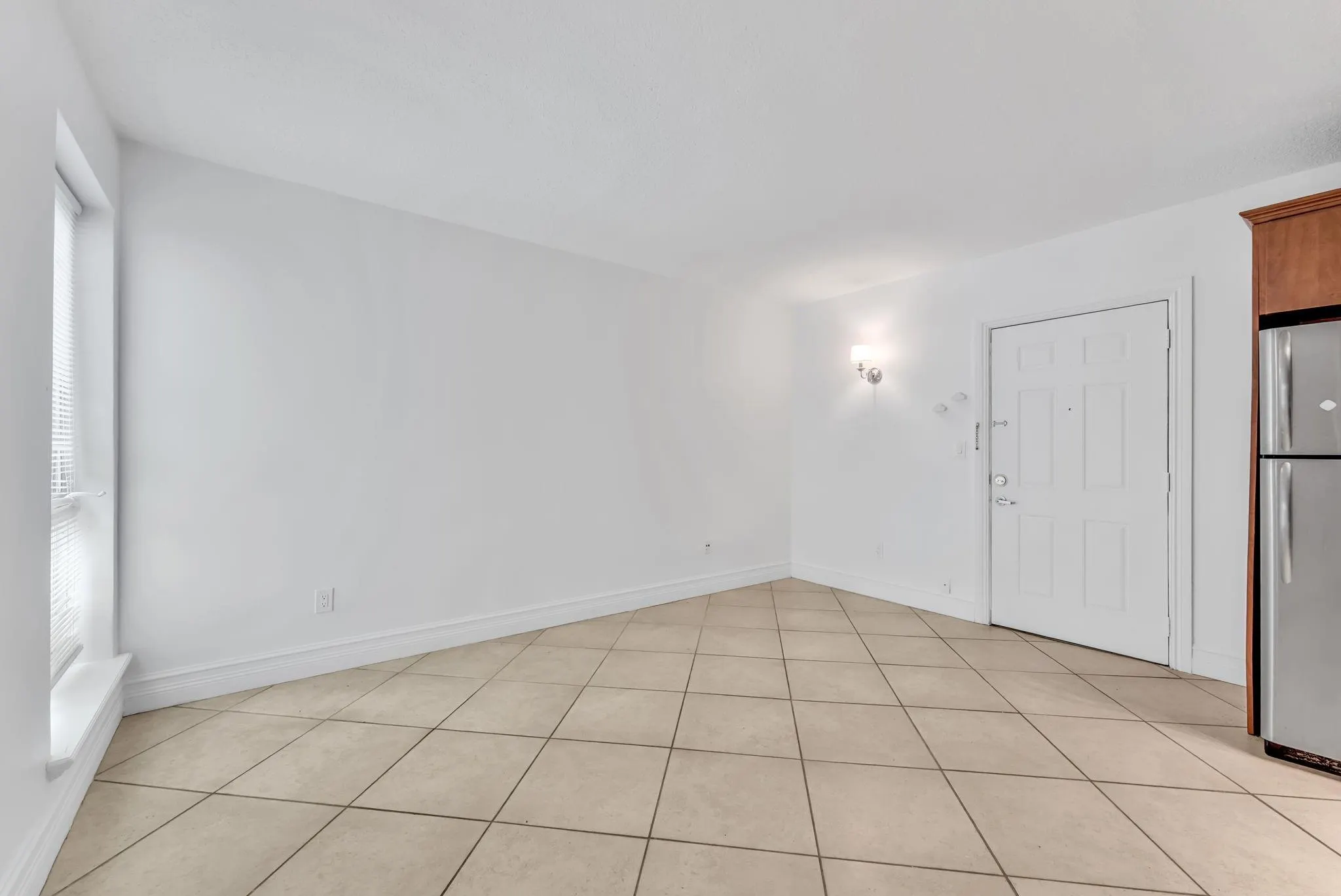 150 SW 10th St, #3