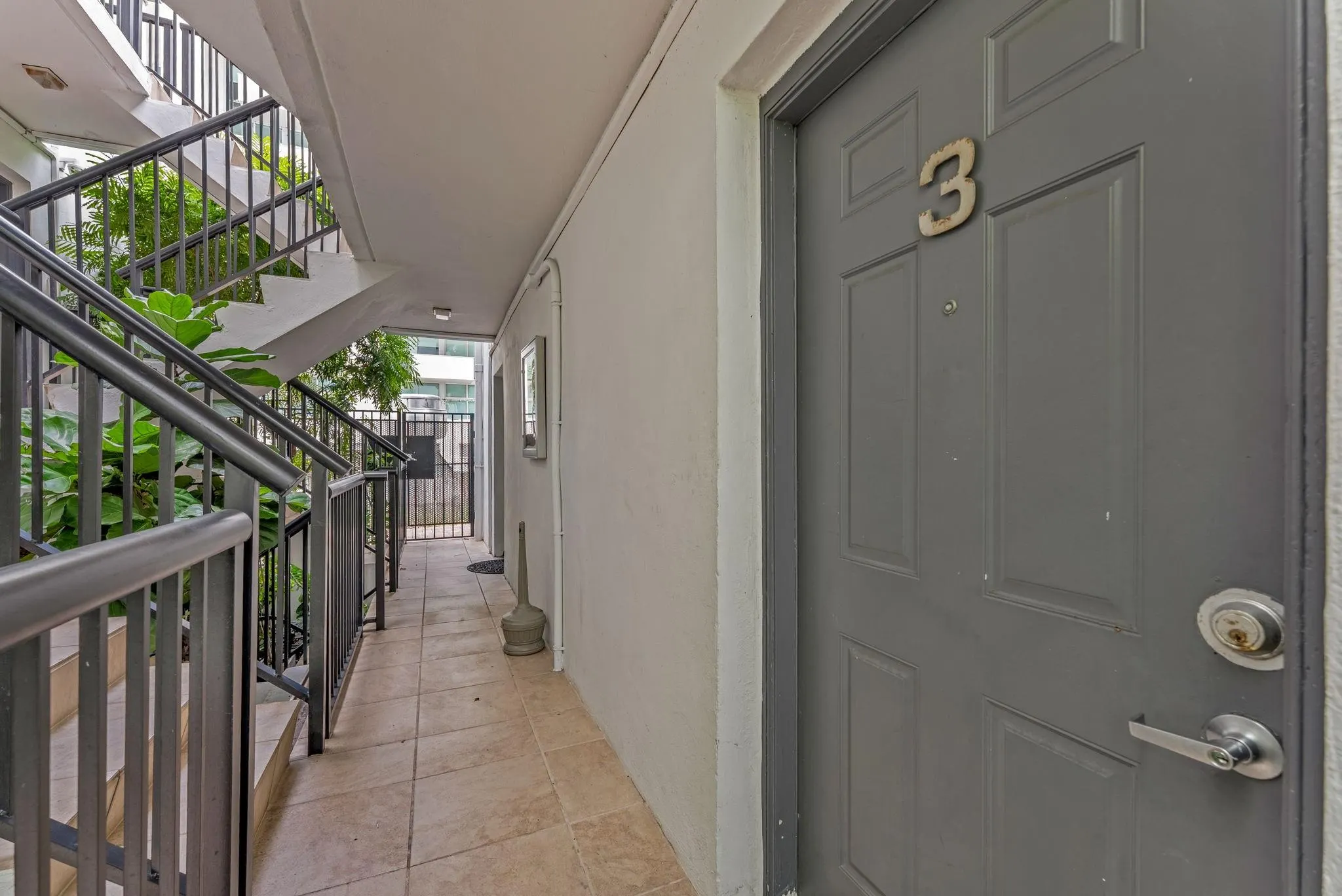 150 SW 10th St, #3