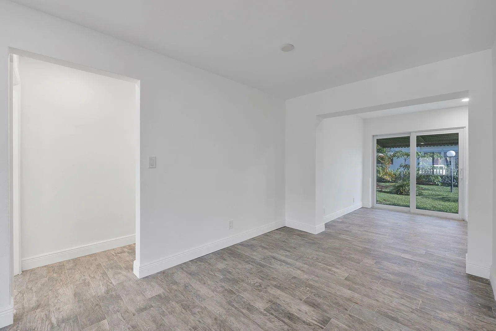 370 S Golf Blvd