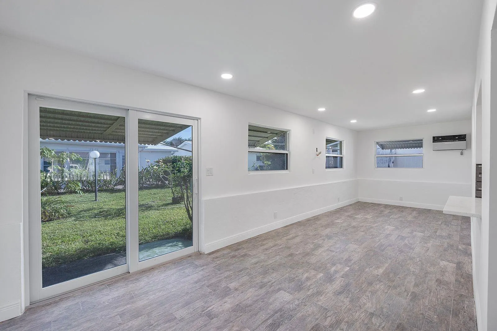 370 S Golf Blvd