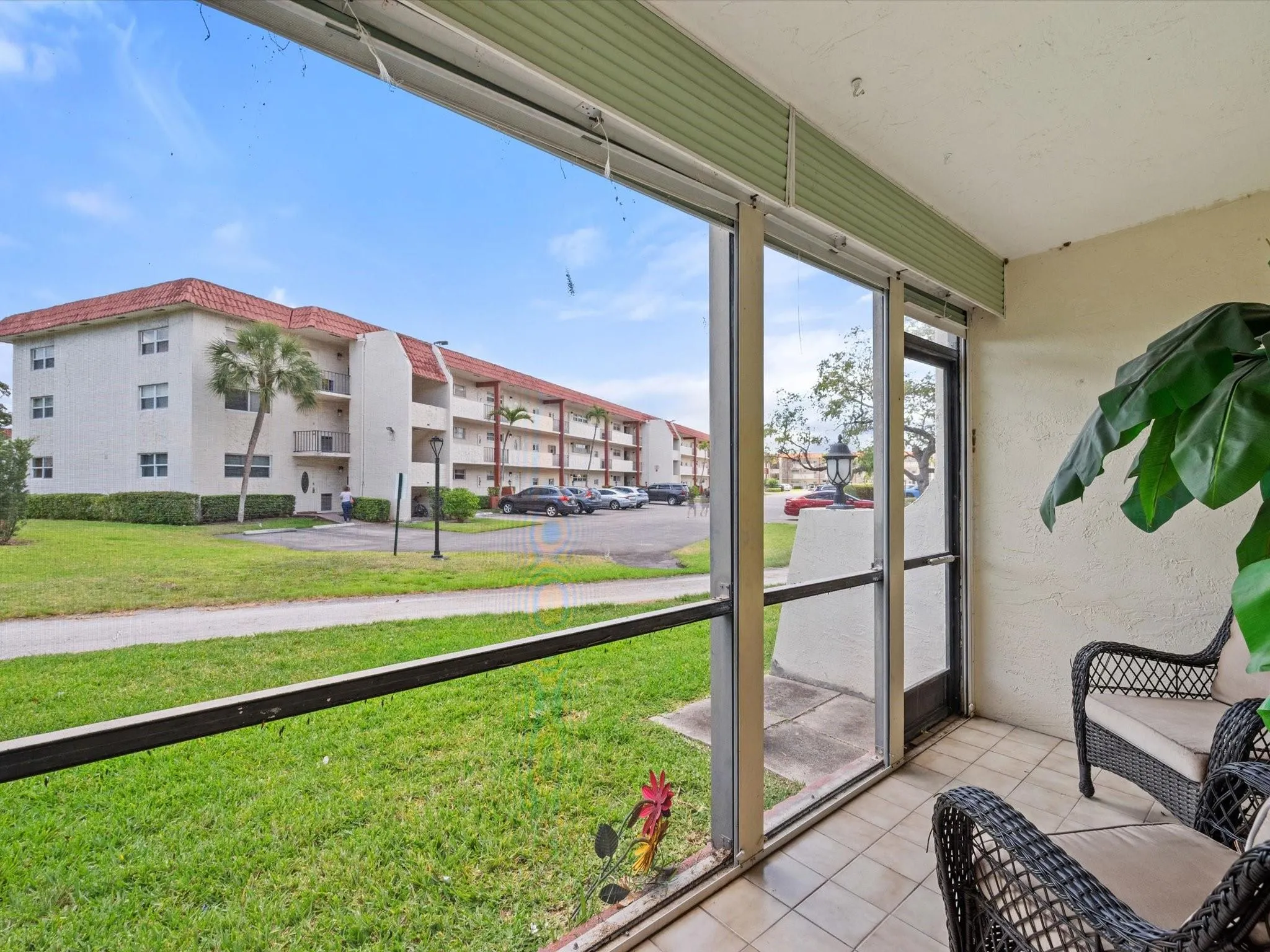 311 S Hollybrook Dr, #104