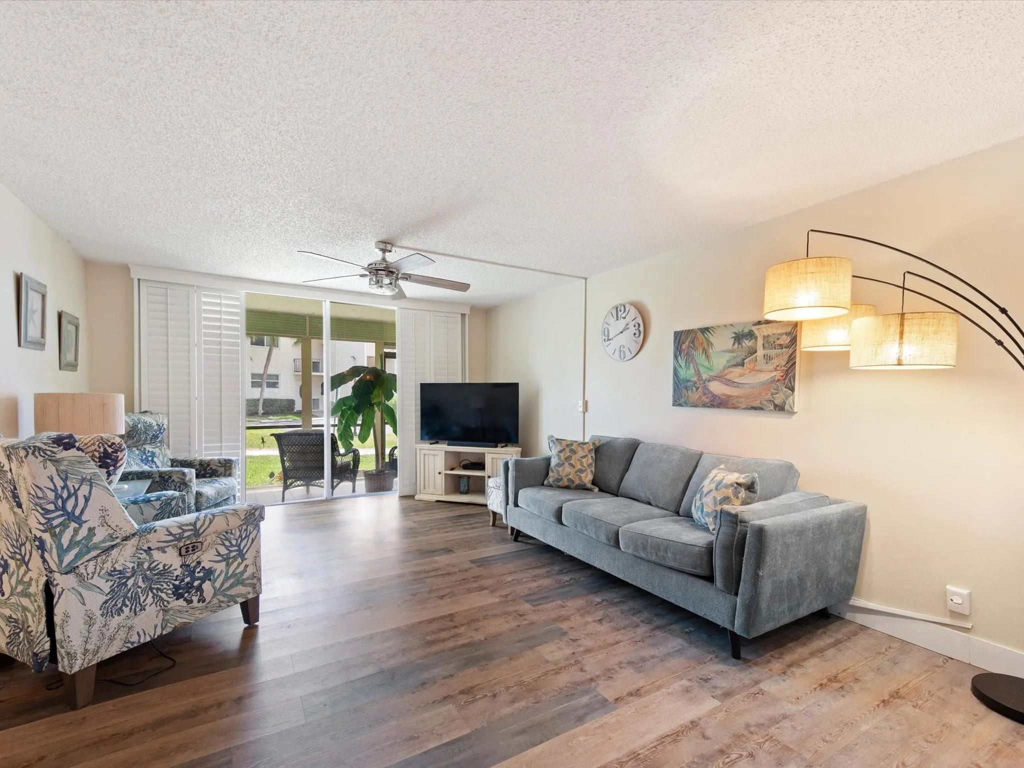 311 S Hollybrook Dr, #104