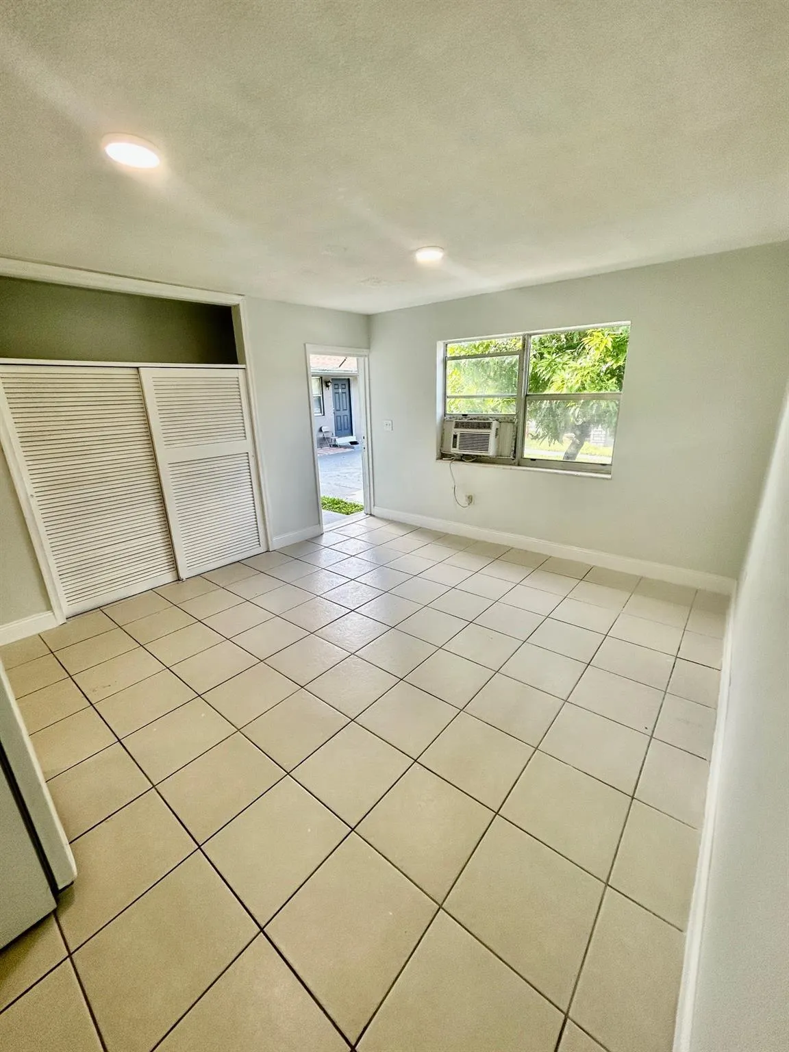 7311 Venetian St, #7