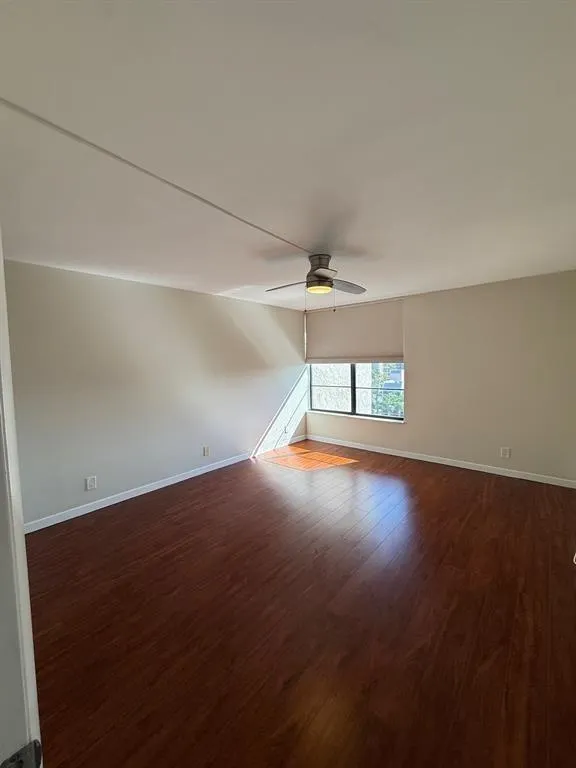 9 Royal Palm Way
