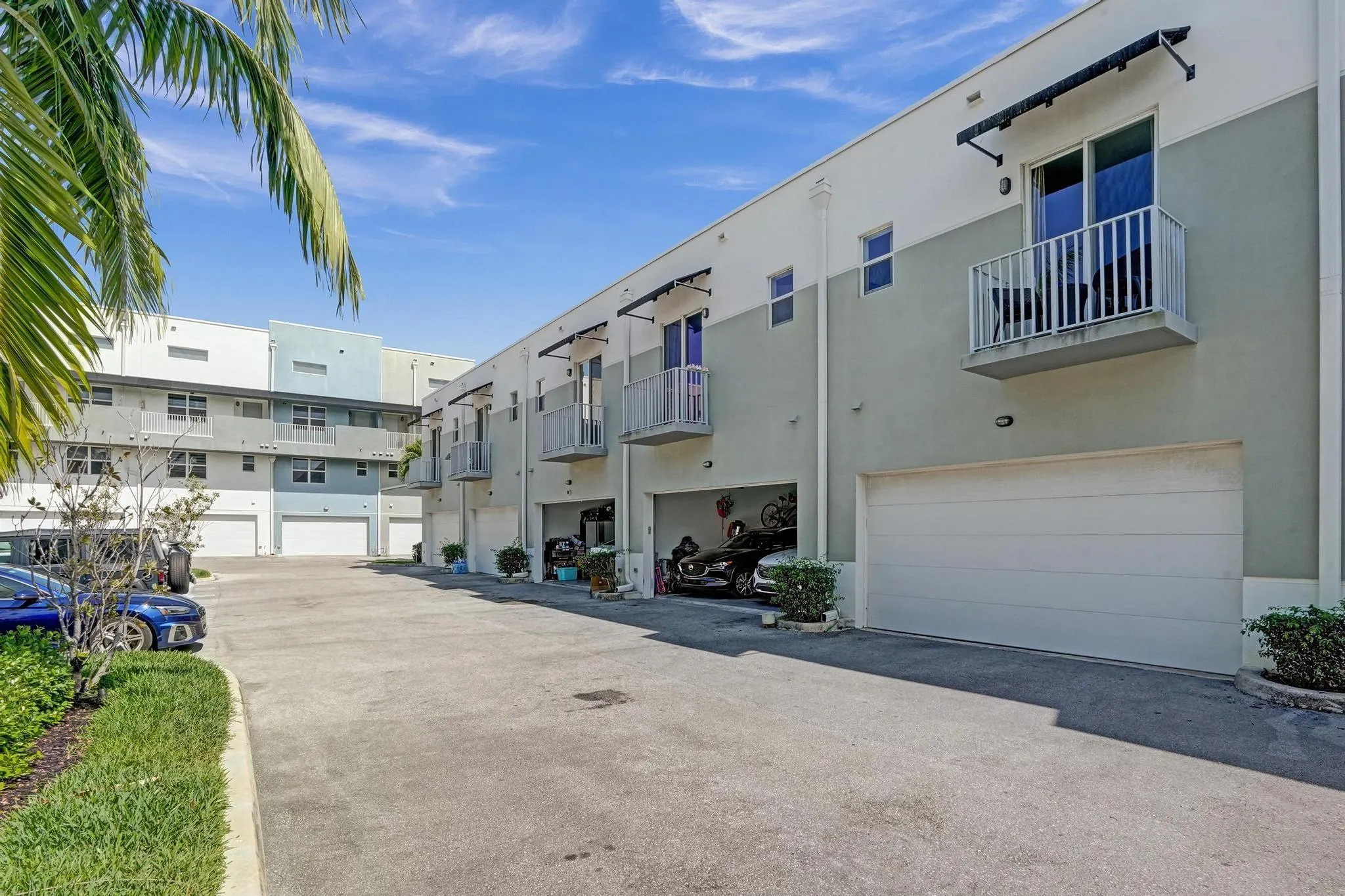 480 NE 35th Ct, #2