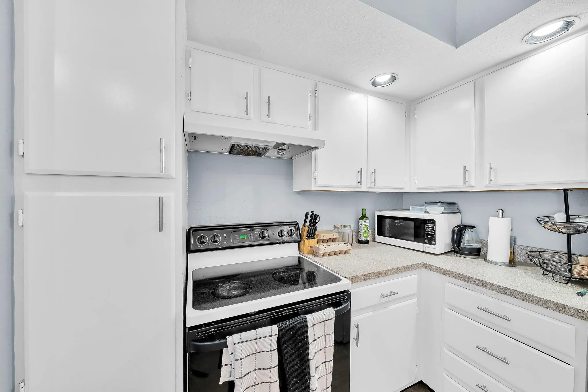 1401 Village Blvd, #2126