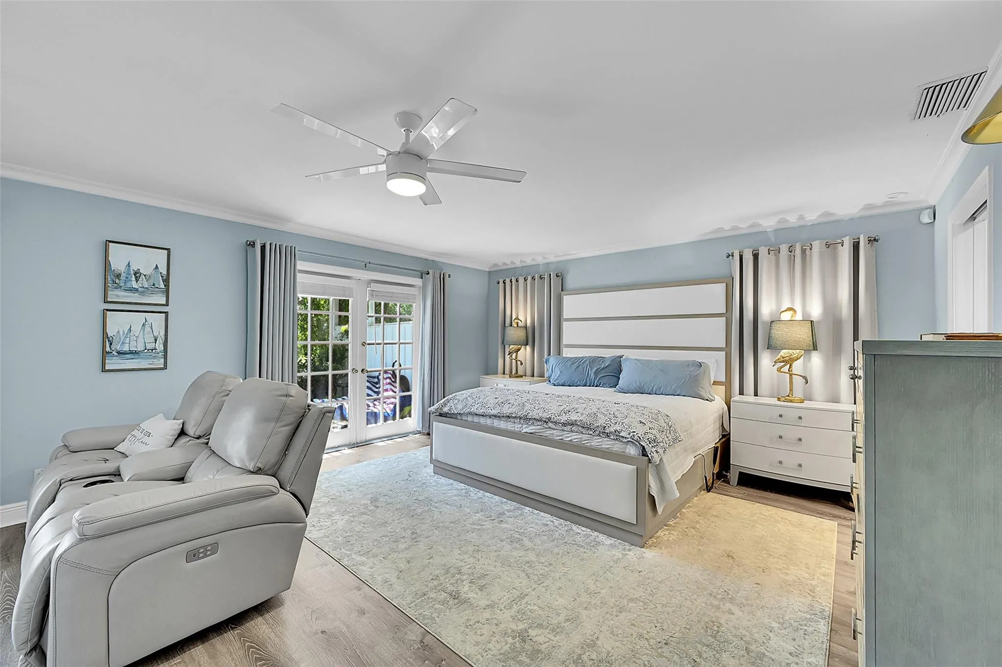 3050 NE 40th Ct