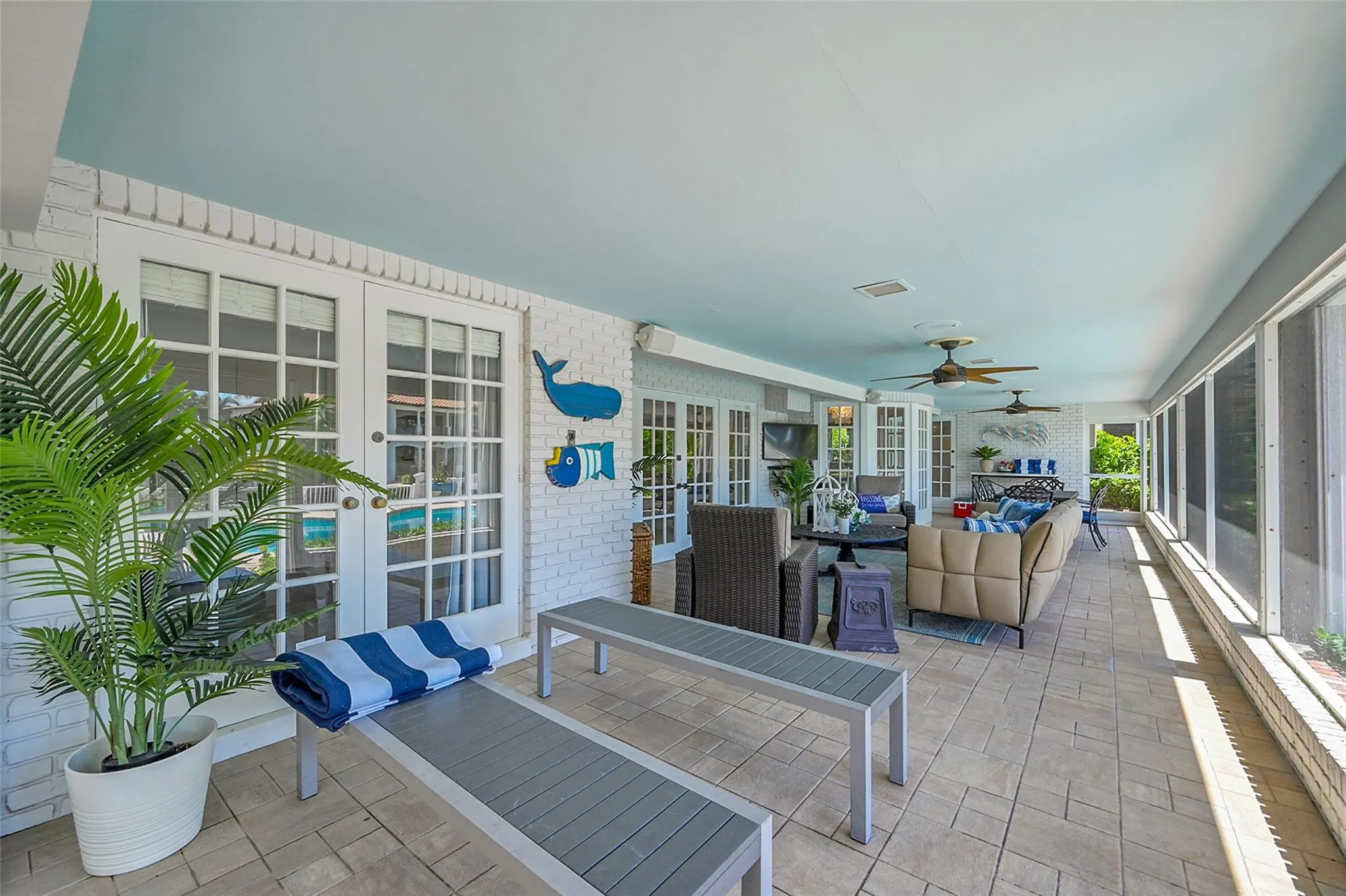 3050 NE 40th Ct