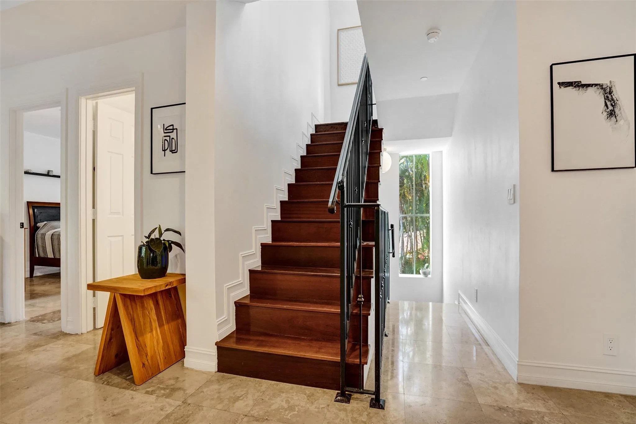 1110 NE 17th Way