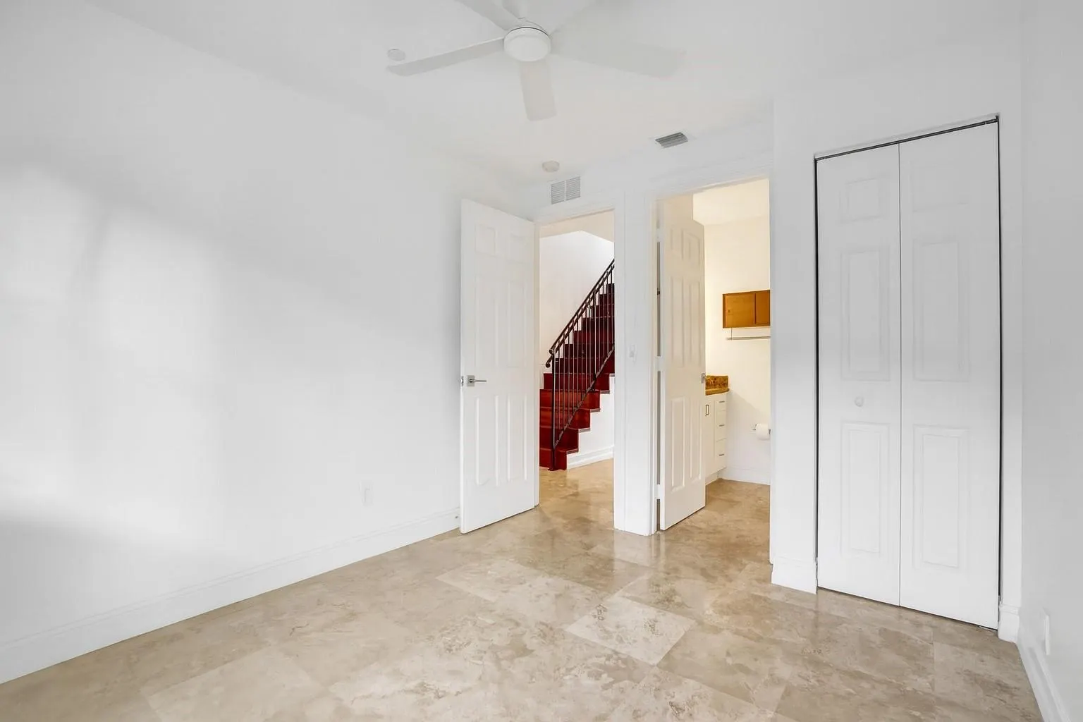 1110 NE 17th Way