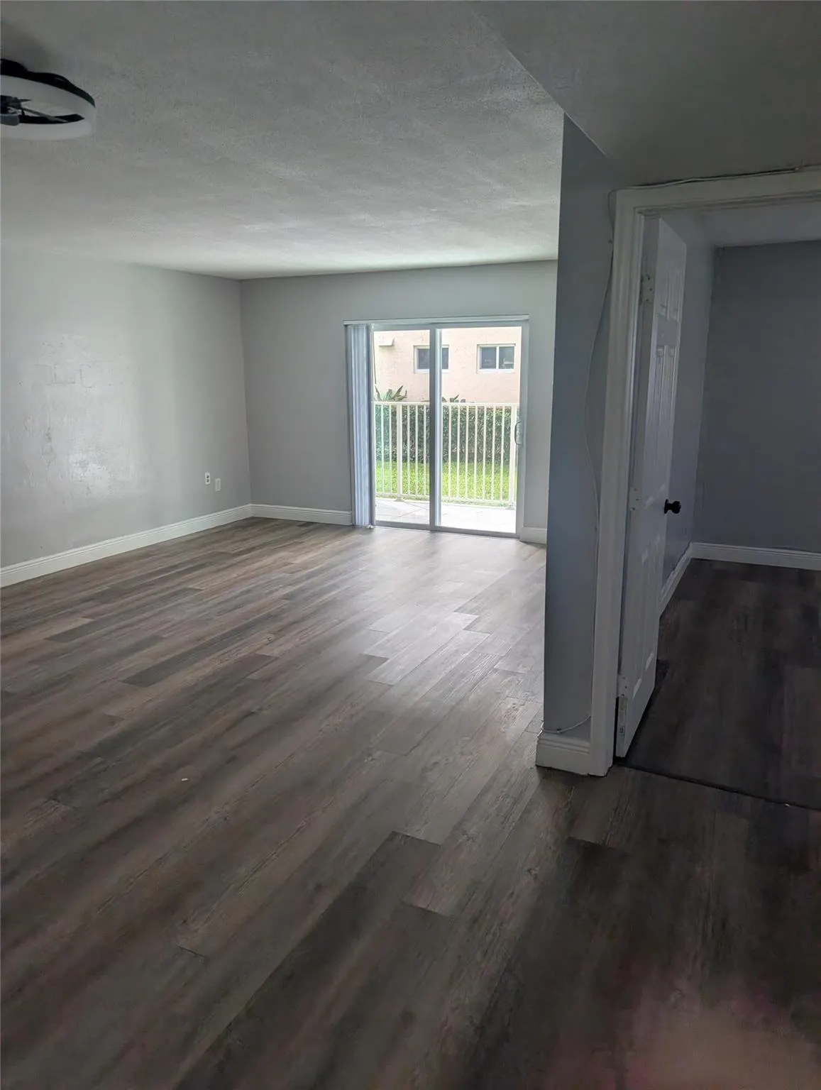 5820 NW 17th Pl, #112