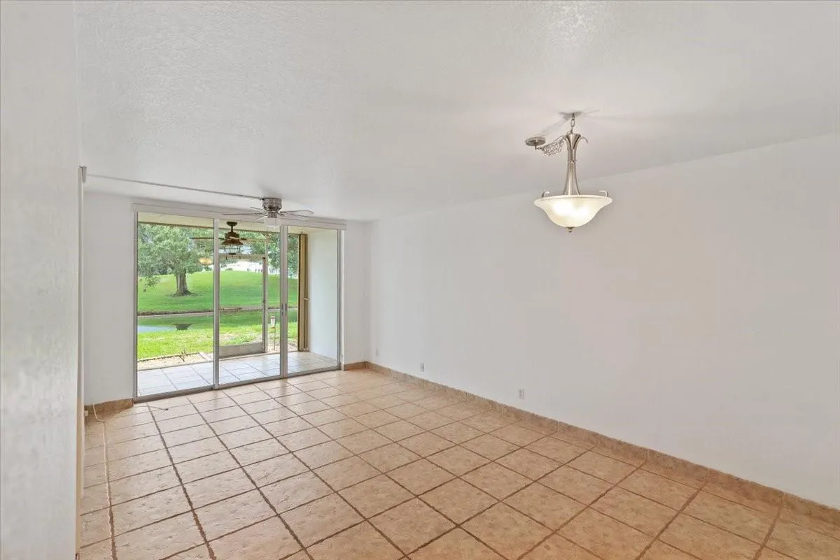 9470 Poinciana Pl, #103