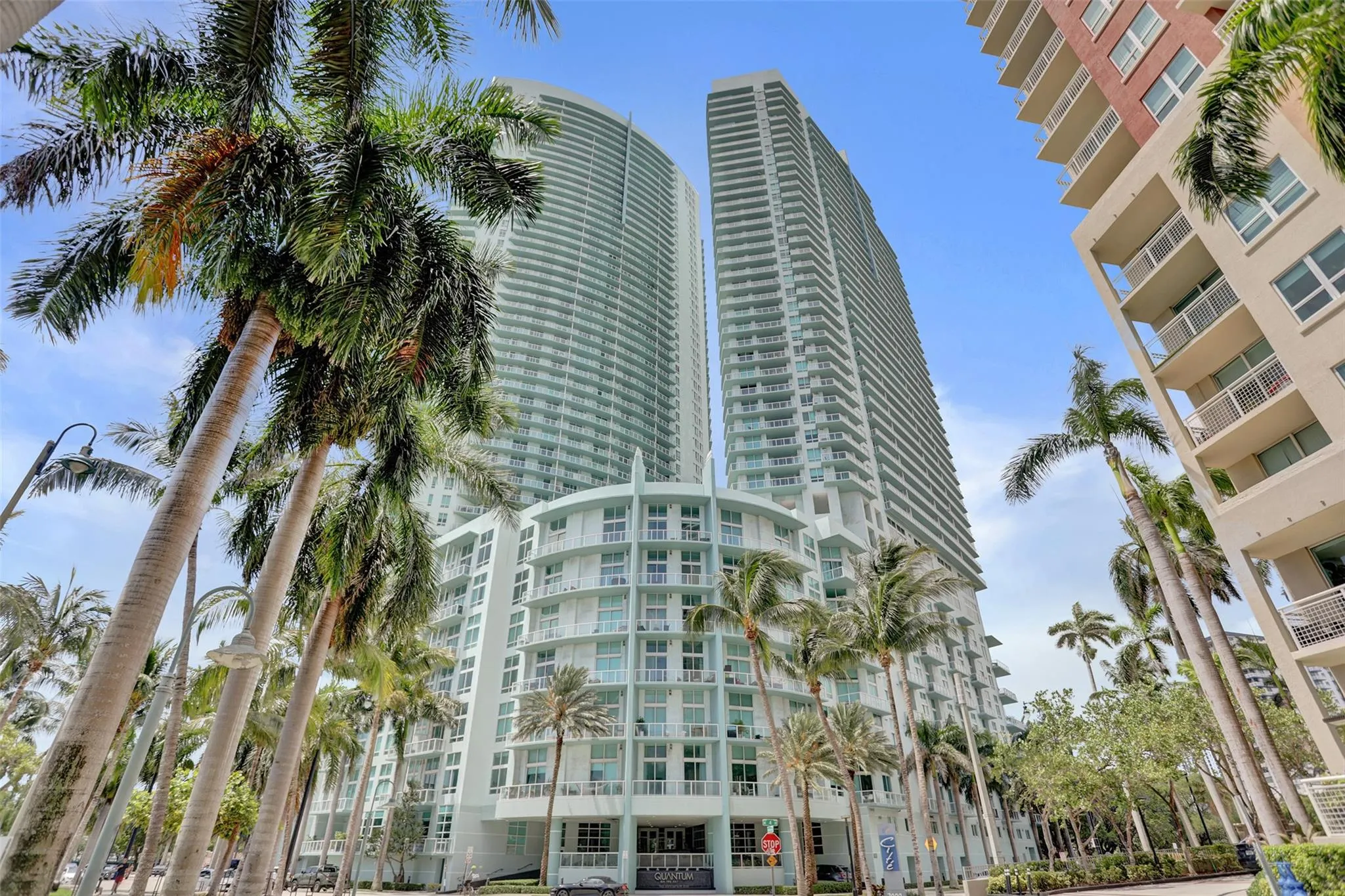 1900 N Bayshore Dr, #715