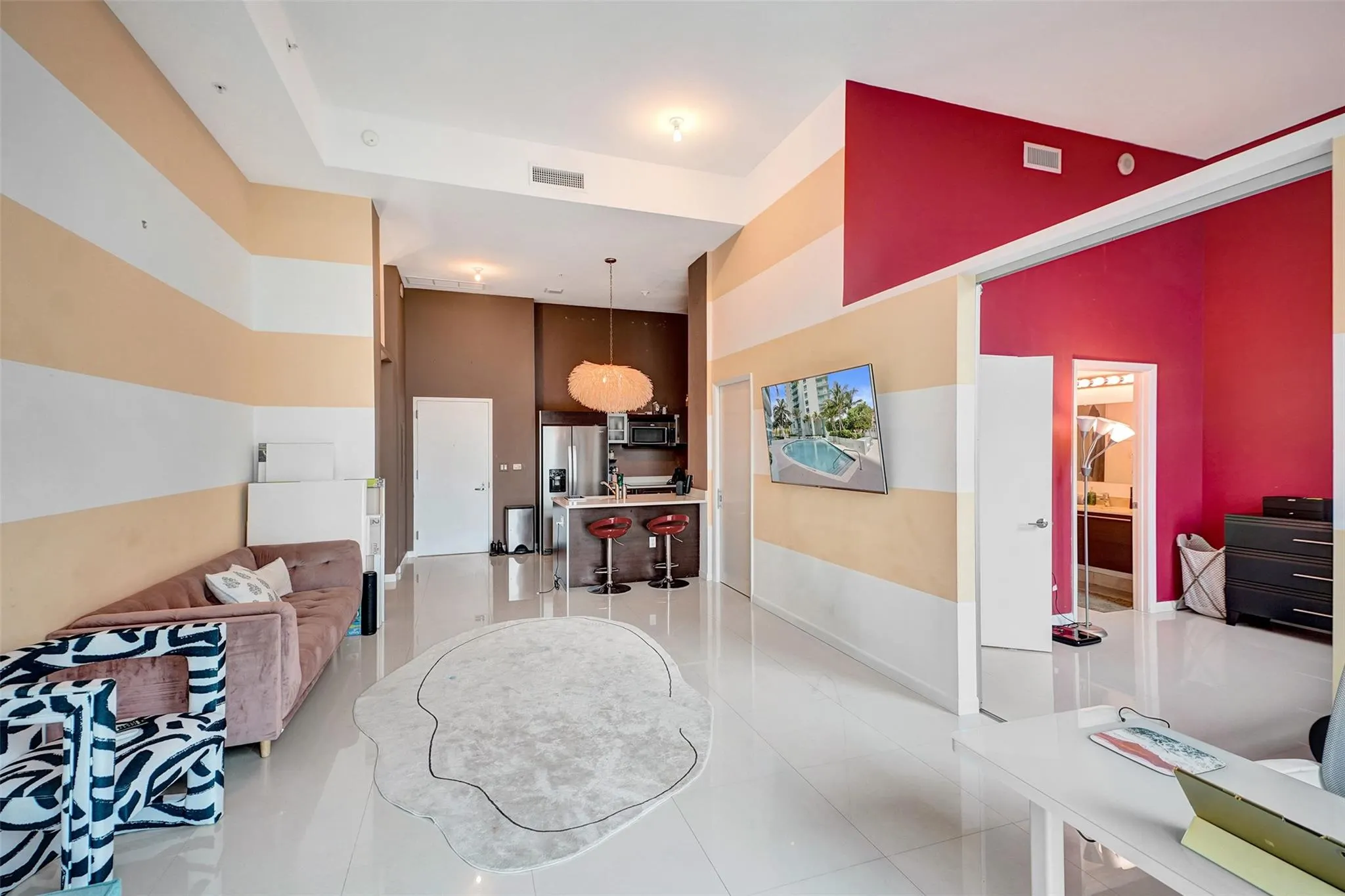 1900 N Bayshore Dr, #715