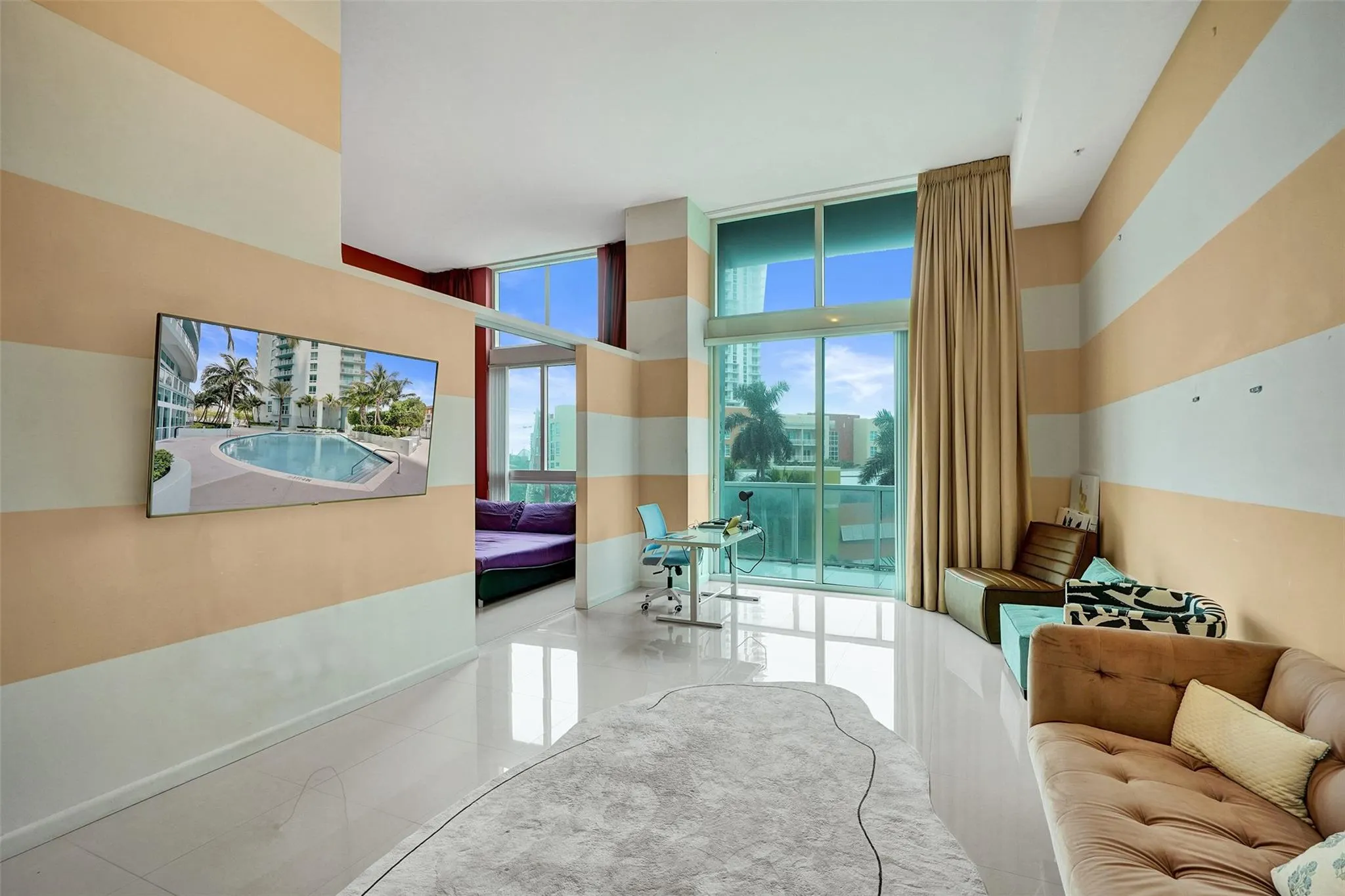 1900 N Bayshore Dr, #715