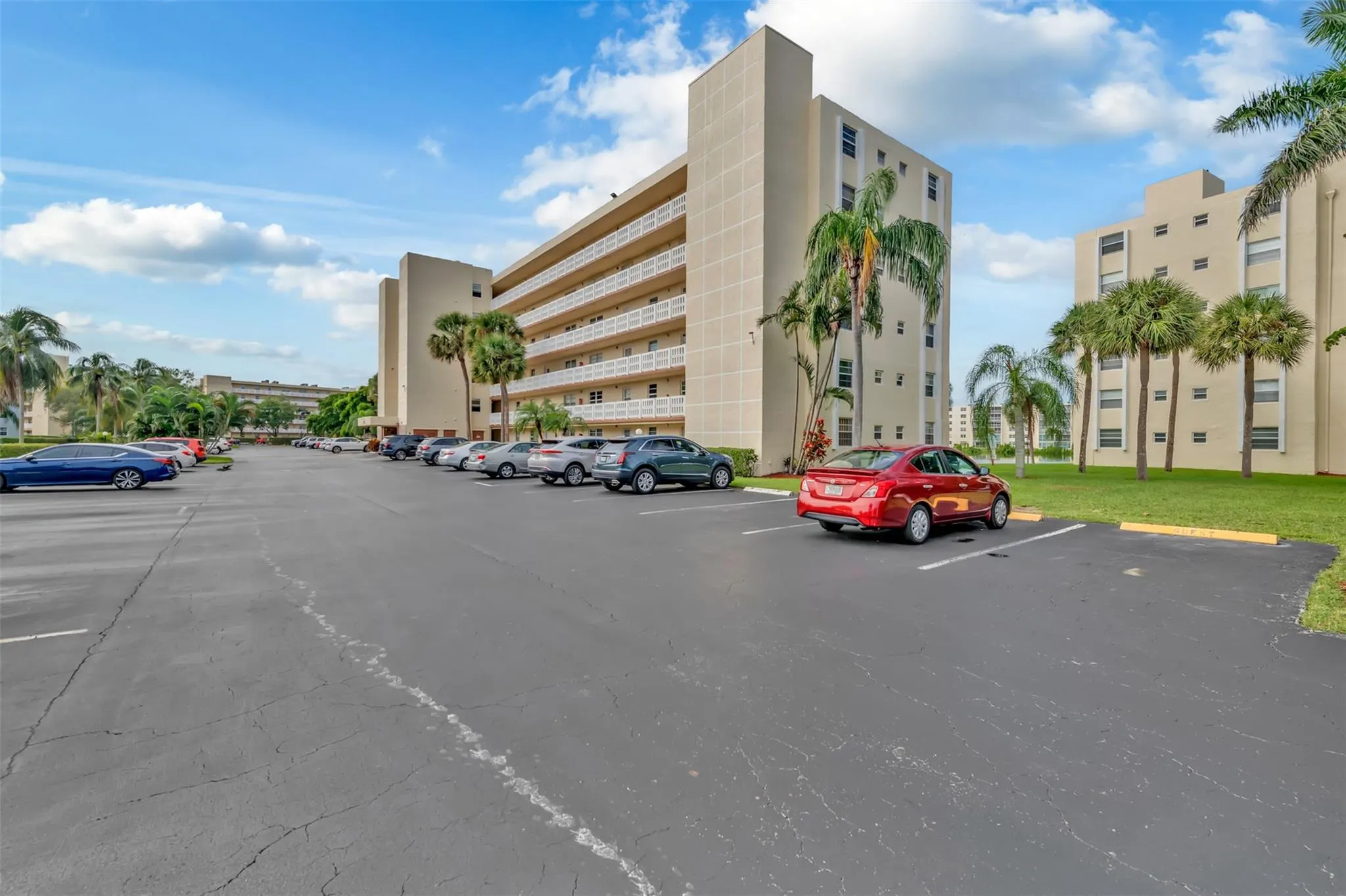 121 SE 3rd Ave, #104