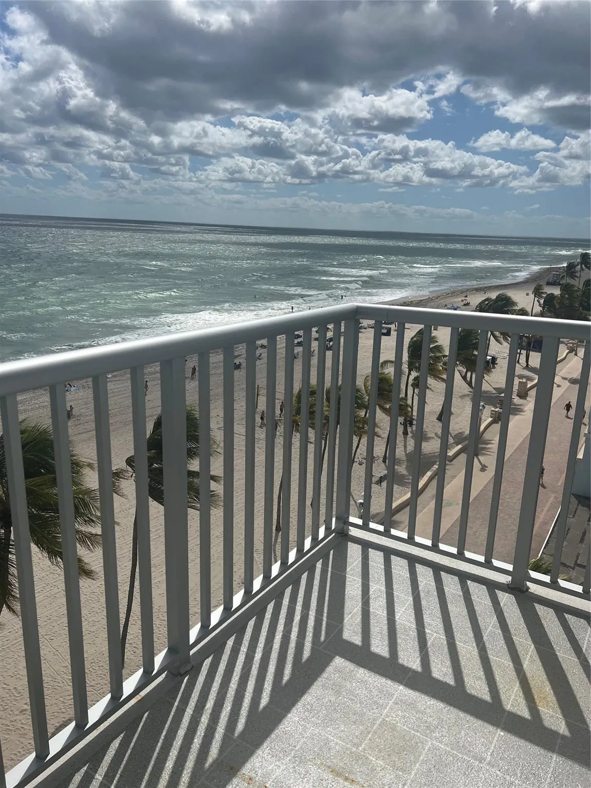 400 N SURF RD, #806