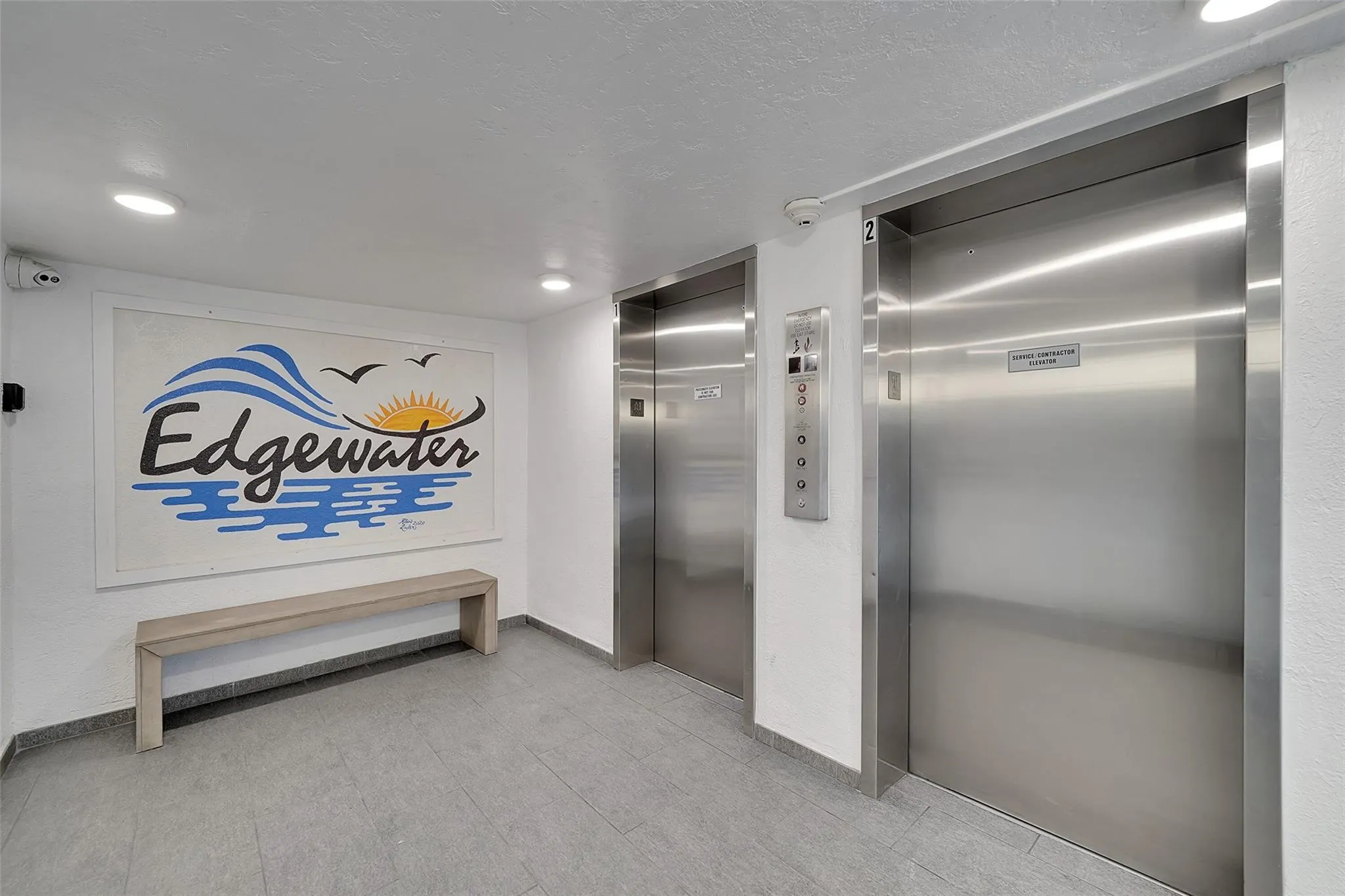 400 N SURF RD, #806