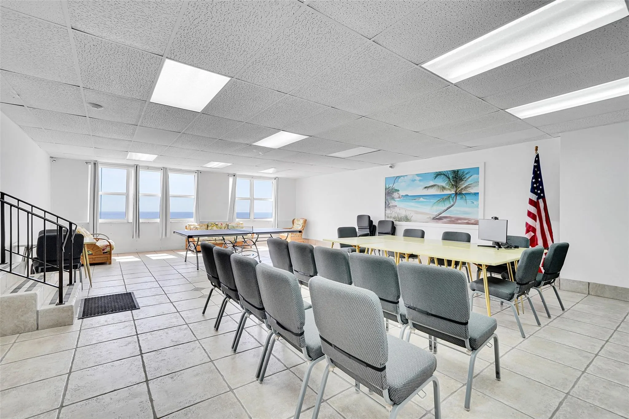 400 N SURF RD, #806