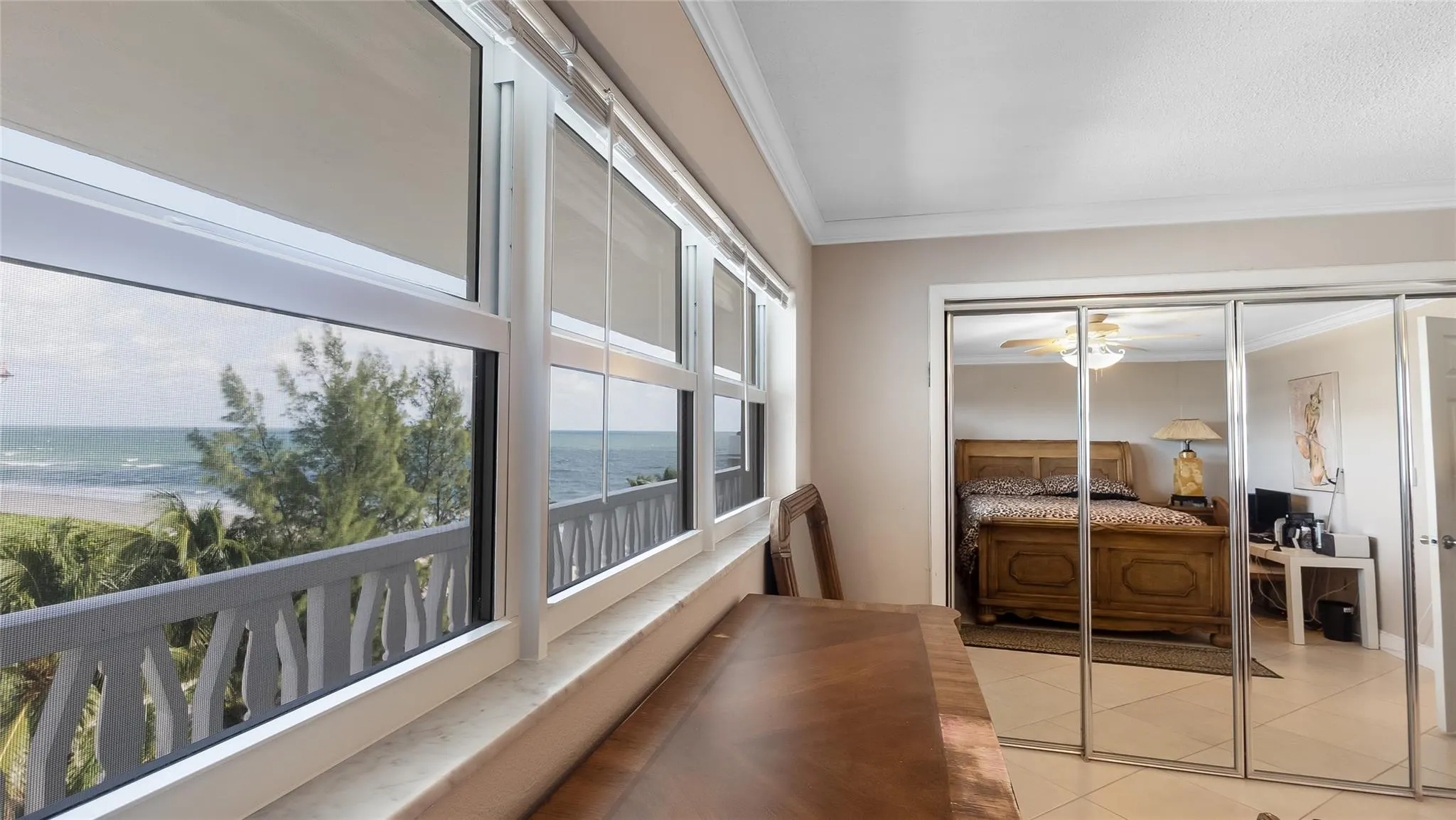1169 Hillsboro Mile, #717