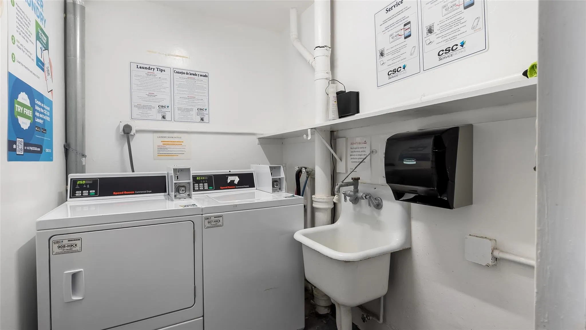 1169 Hillsboro Mile, #717