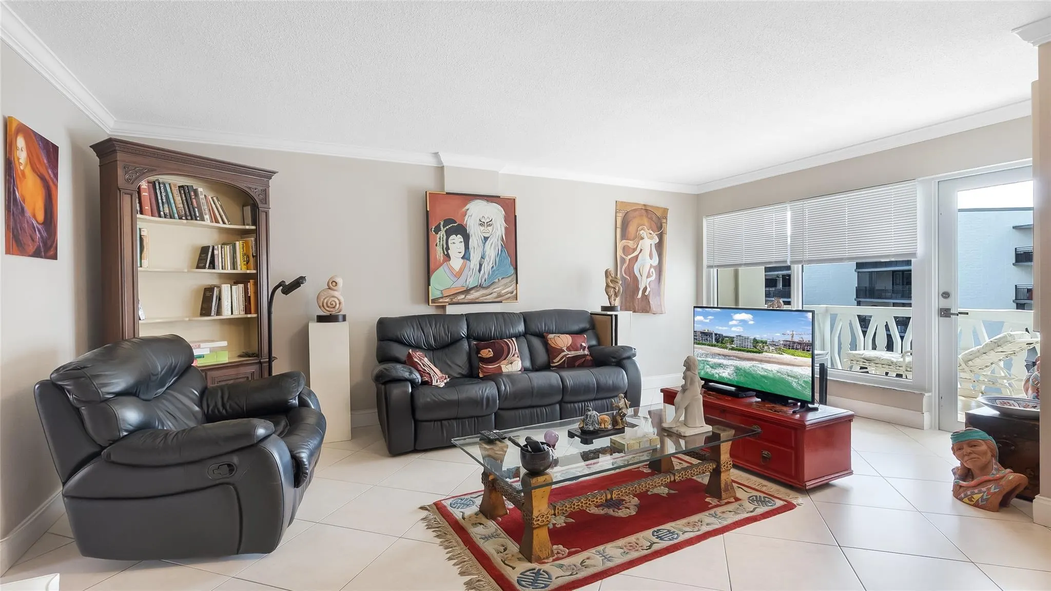 1169 Hillsboro Mile, #717